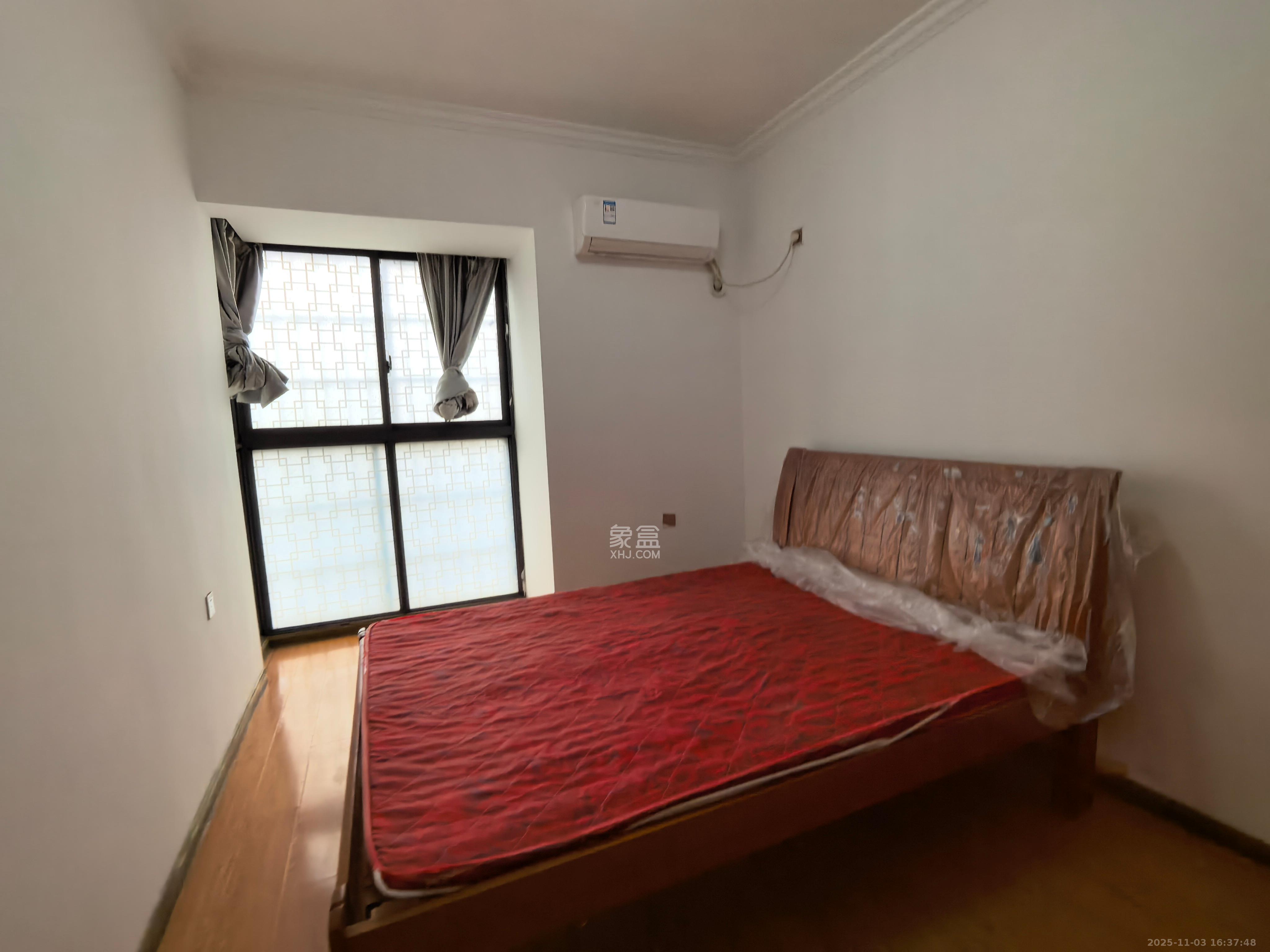 雄新水印廊桥（雄新华府）  1室2厅1卫    2200.0元/月室内图