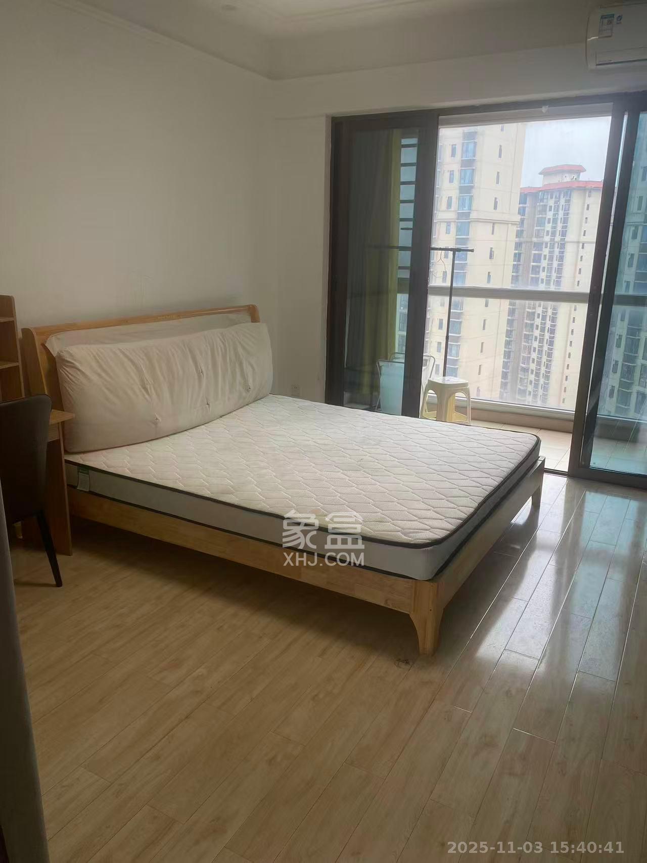 江山帝景哈佛  1室0厅0卫    1350.0元/月室内图