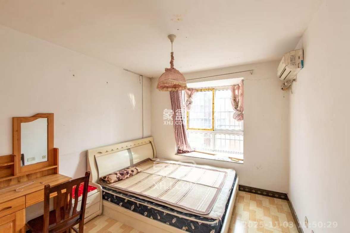 紫薇苑 4室1厅1卫 1800.0元/月 紫薇苑 4室1厅1卫 1800.0元/月室内图