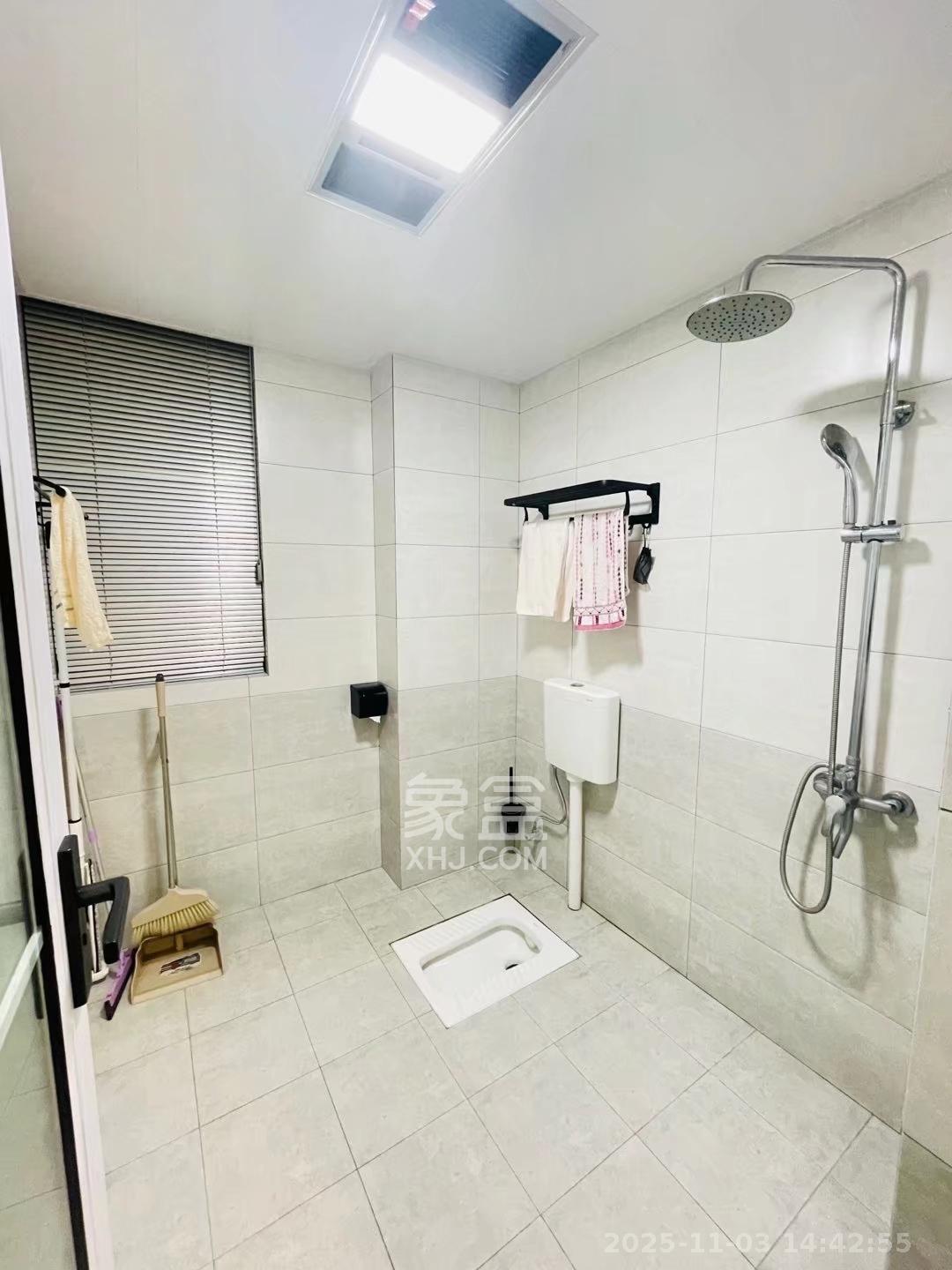 建发中央公园（建发美地）  3室2厅2卫    4500.0元/月室内图