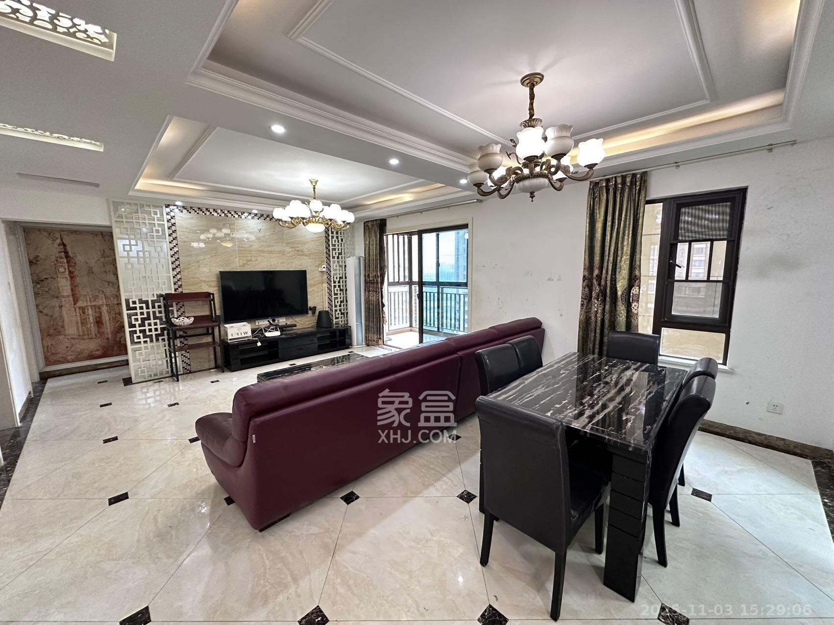 华润橡树湾  4室2厅2卫    2600.0元/月室内图