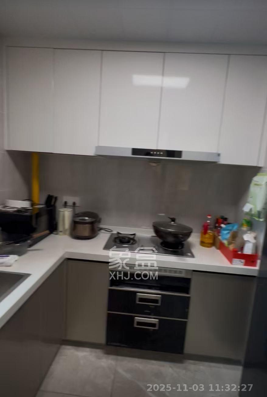 滨江府1913  4室2厅2卫    5000.0元/月室内图