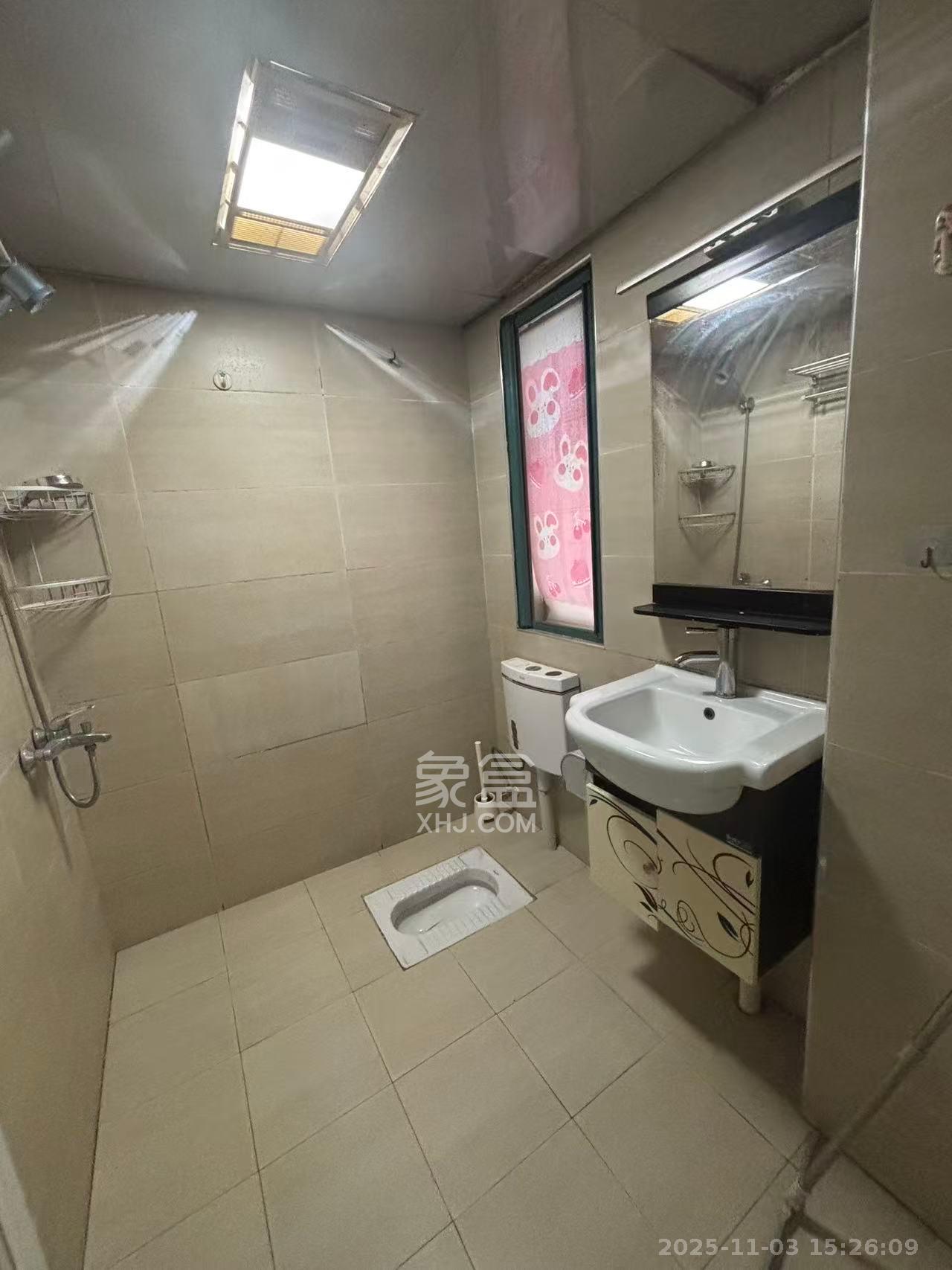 运通尊苑  2室1厅1卫    2450.0元/月室内图