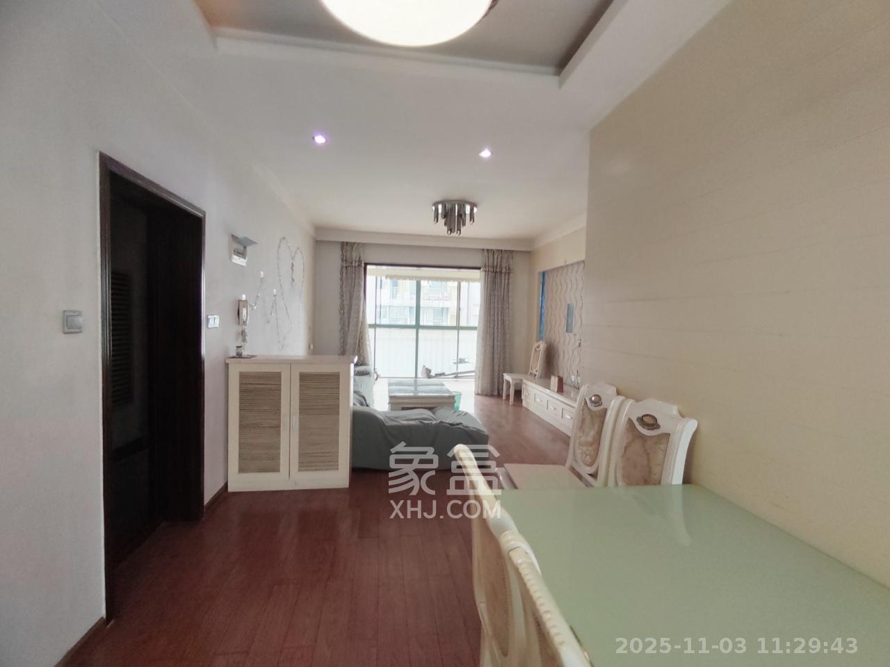 望兴景园一期  3室2厅1卫    2200.0元/月室内图