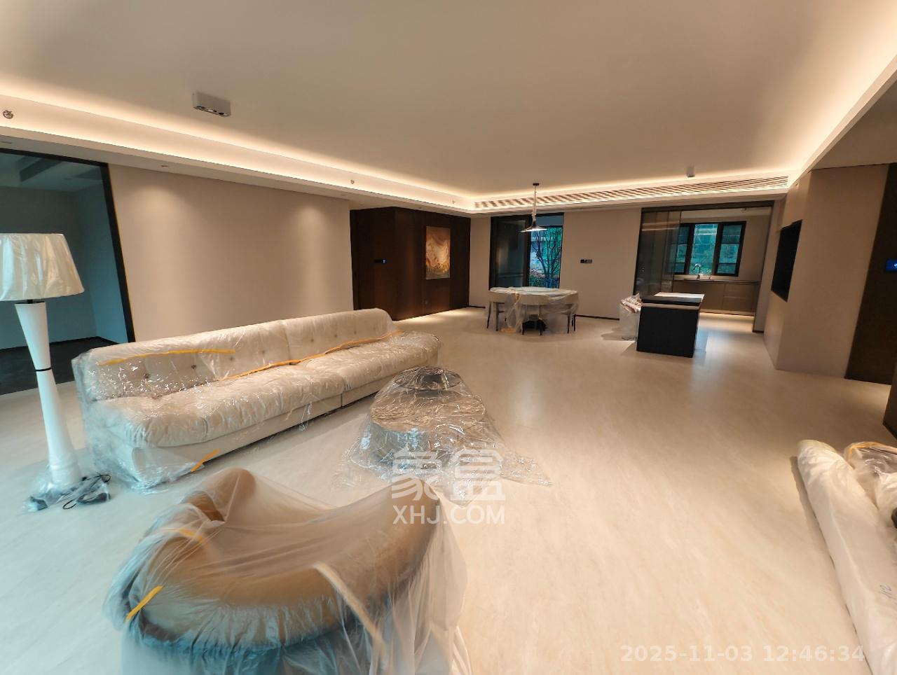 中海阅湘台  5室2厅2卫    15800.0元/月室内图