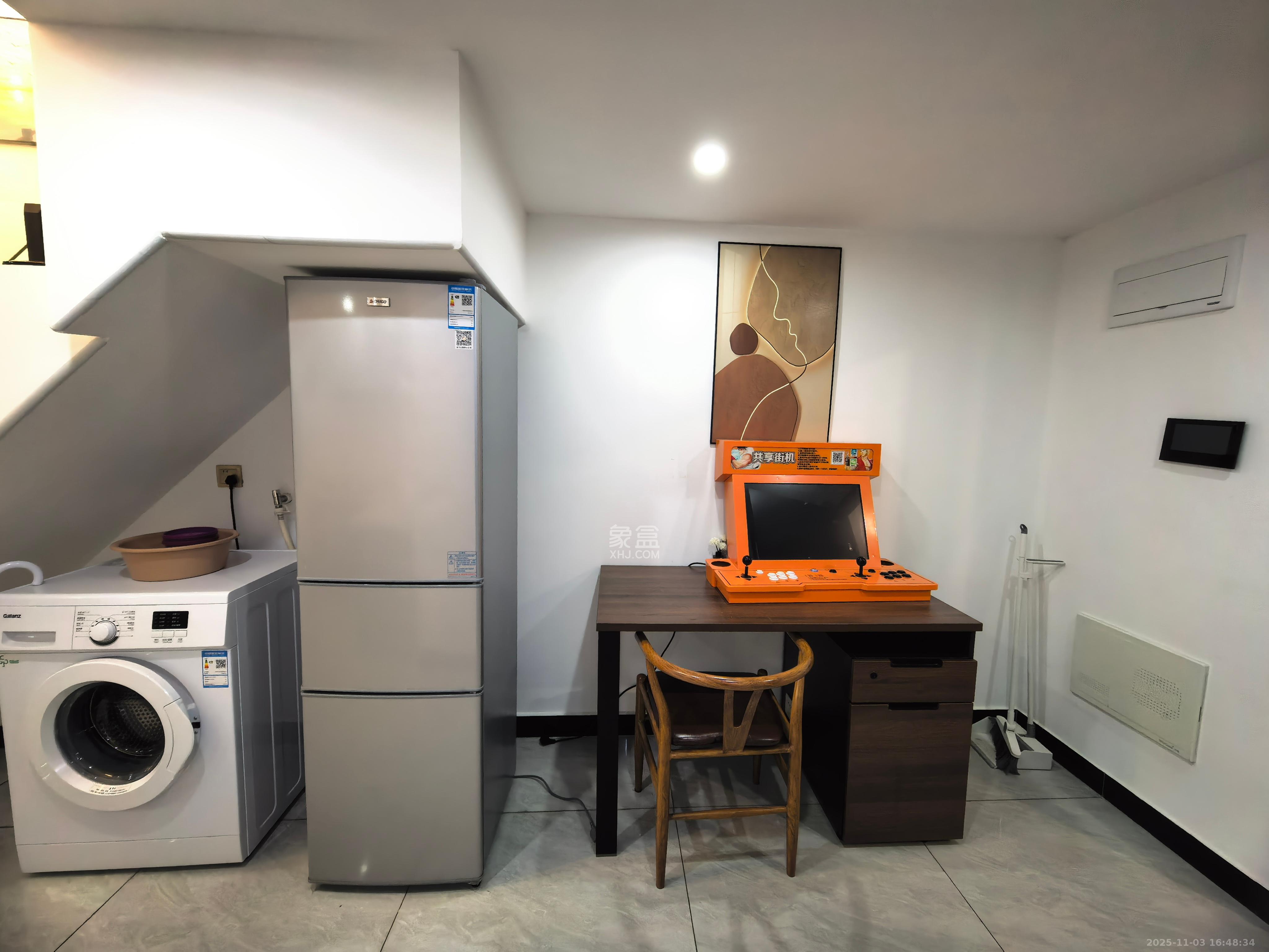 中海阅溪府 2室2厅1卫 1800.0元/月 中海阅溪府 2室2厅1卫 1800.0元/月室内图