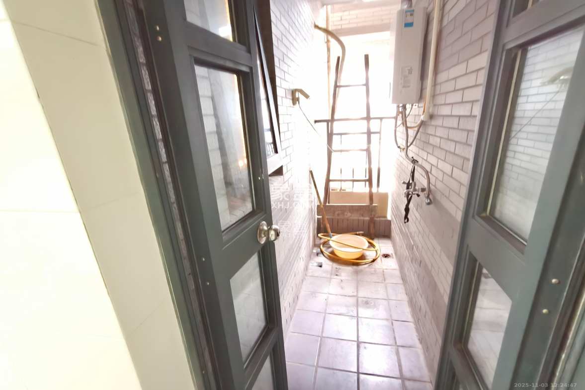 中天广场 2室1厅1卫 2800.0元/月 中天广场 2室1厅1卫 2800.0元/月室内图