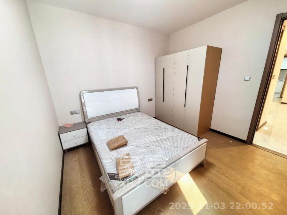 中海阅溪府  3室2厅2卫    3200.0元/月室内图