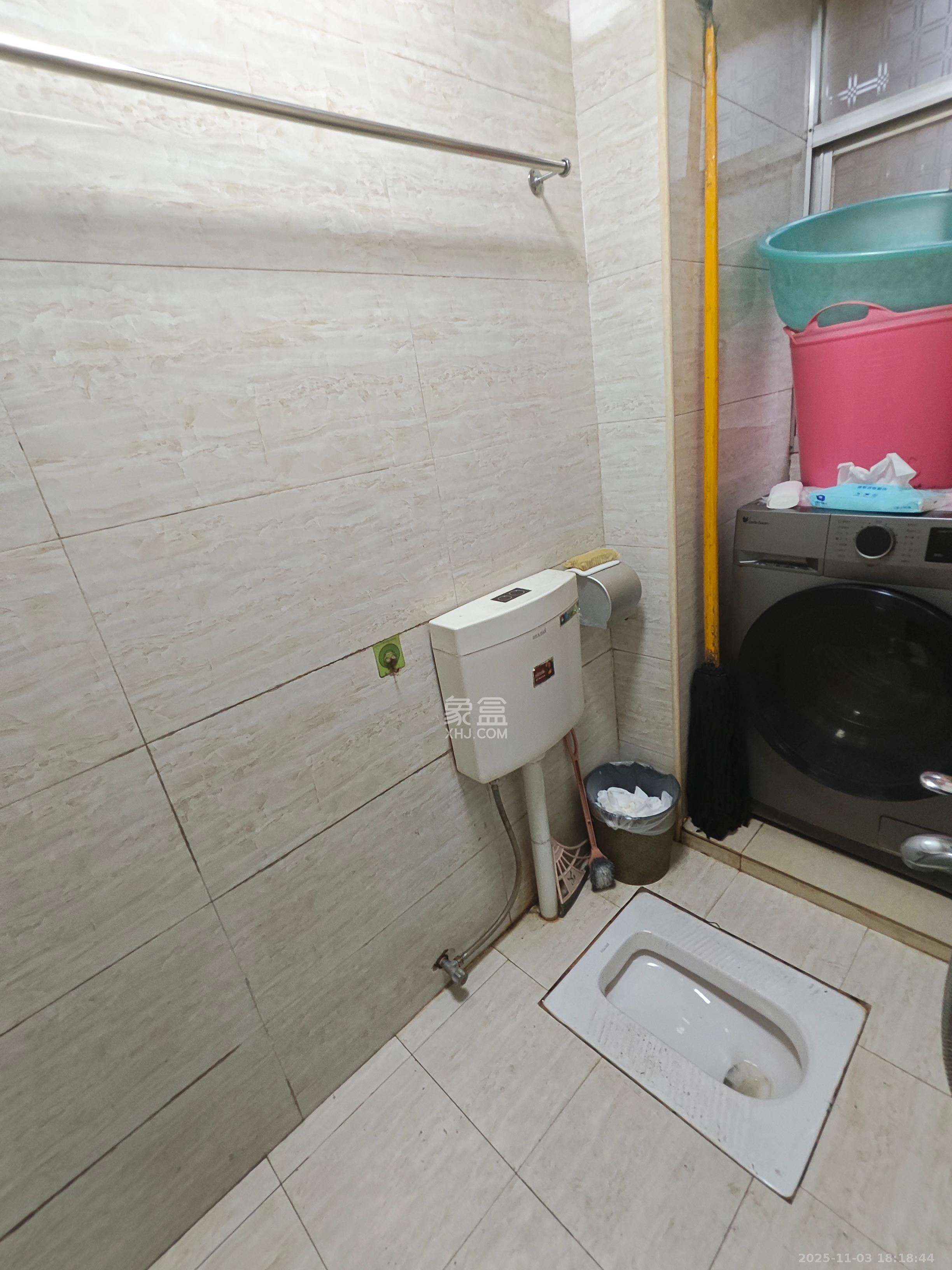 朝阳一、二村  2室1厅1卫    2200.0元/月室内图