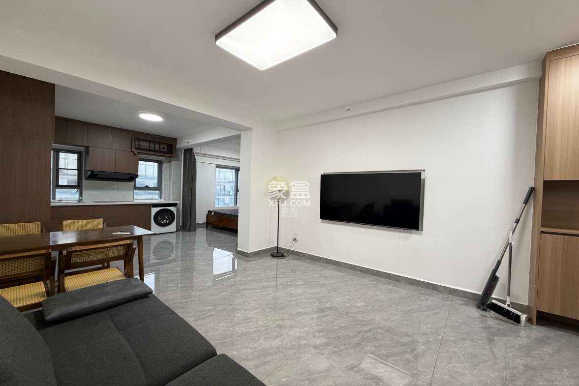 东怡外国(南湖一号) 1室1厅1卫 2900.0元/月 东怡外国(南湖一号) 1室1厅1卫 2900.0元/月室内图