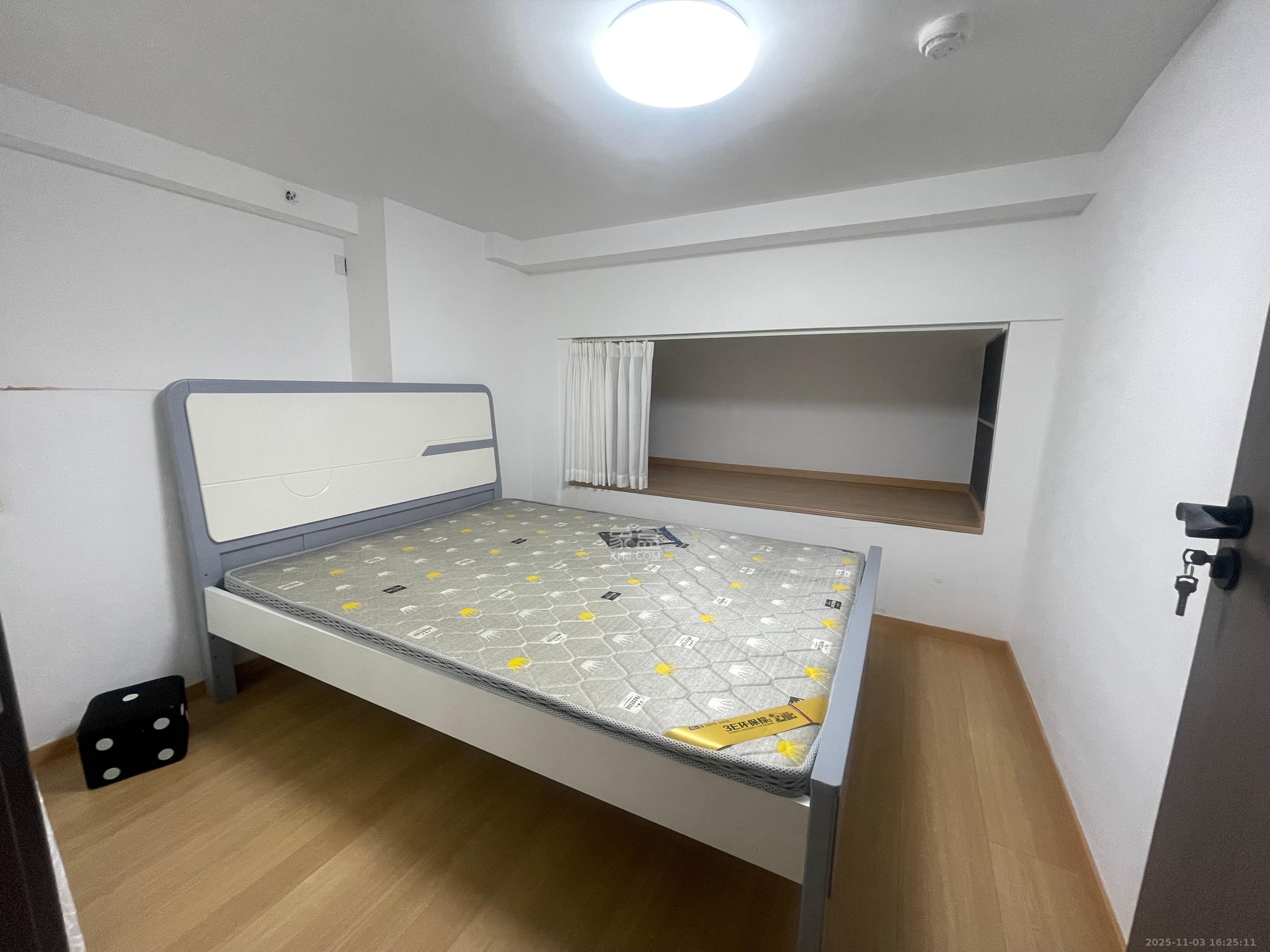 金地兰亭樾  2室1厅1卫    2300.0元/月室内图