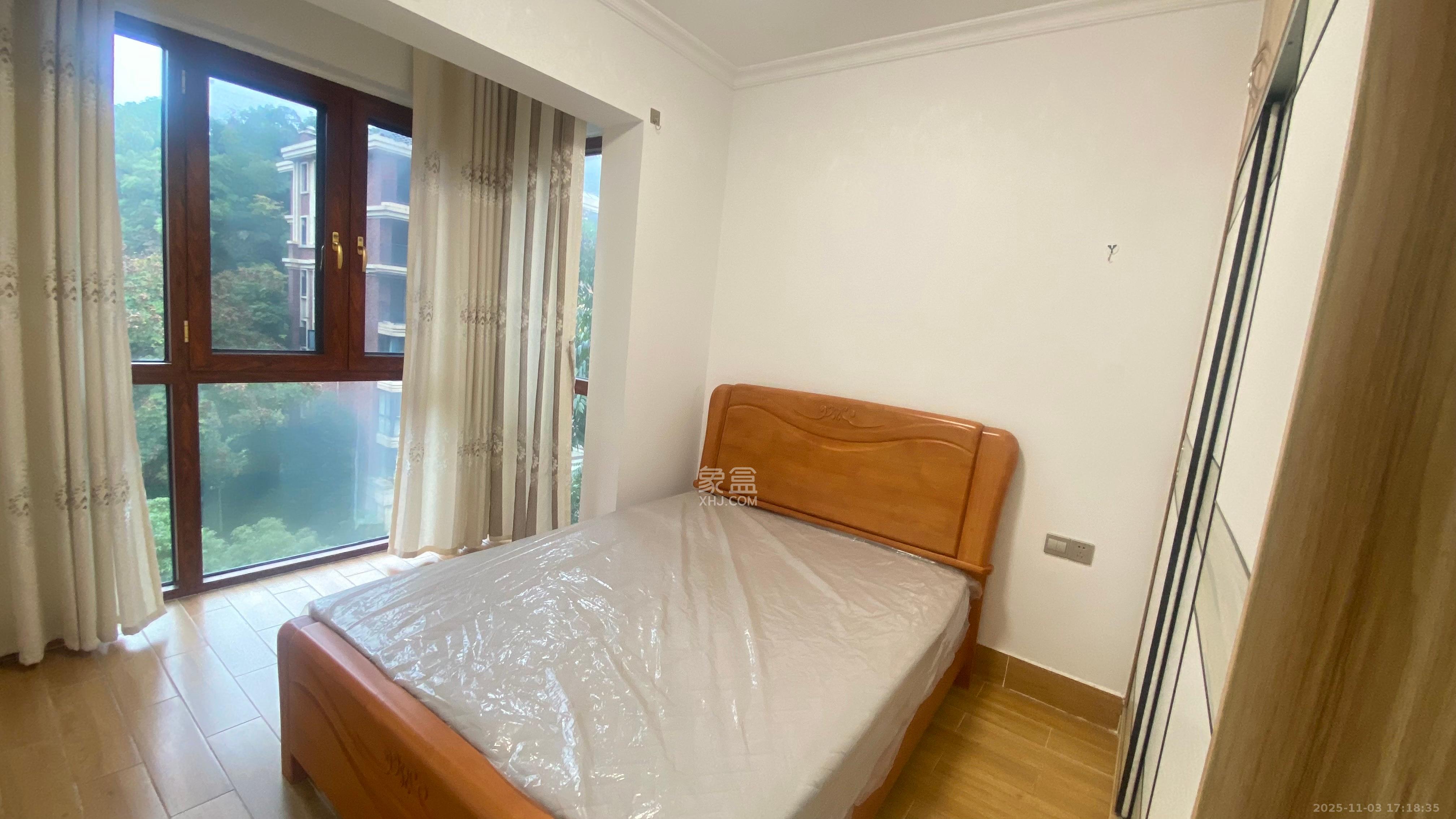 顺天御岭 4室2厅2卫 2800.0元/月 顺天御岭 4室2厅2卫 2800.0元/月室内图