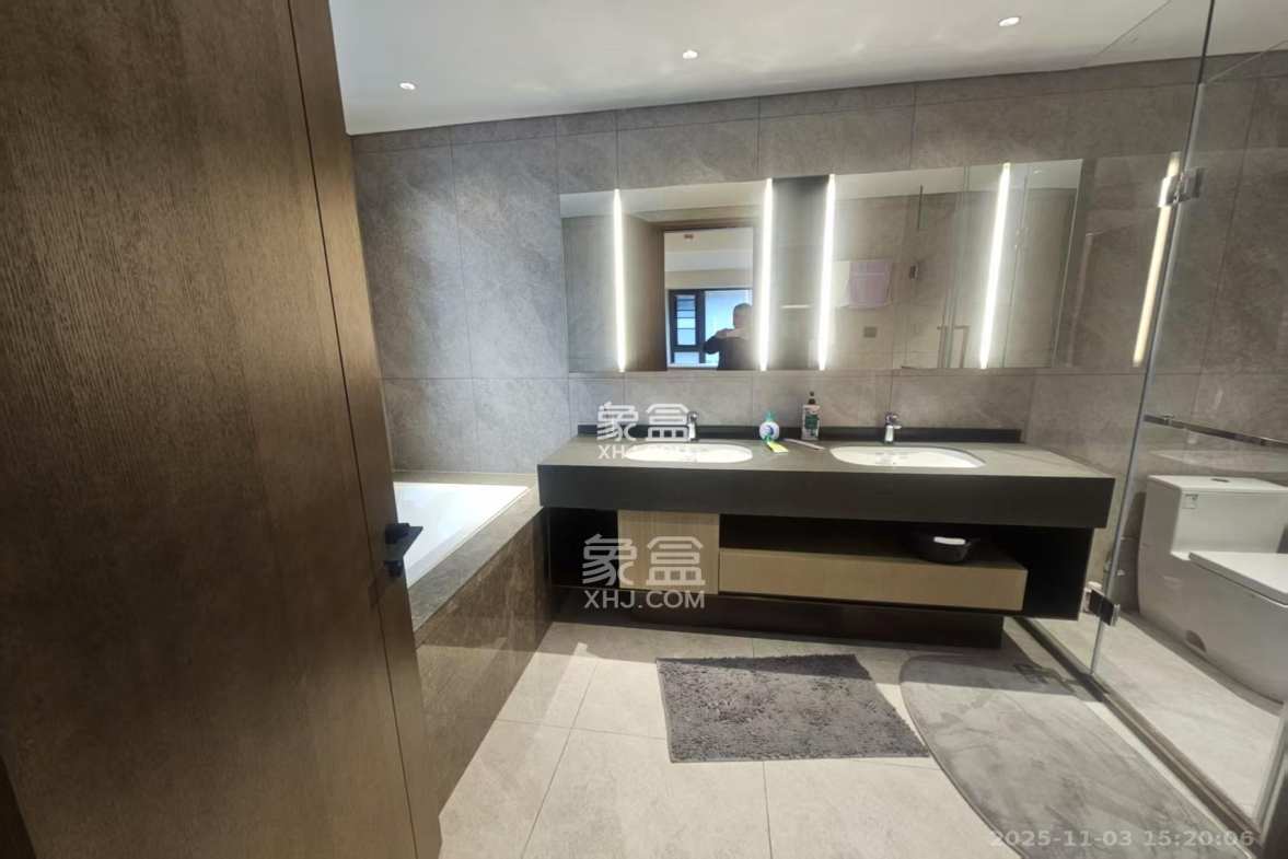 长沙悦府(华润万象城) 4室2厅3卫 12500.0元/月 长沙悦府(华润万象城) 4室2厅3卫 12500.0元/月室内图