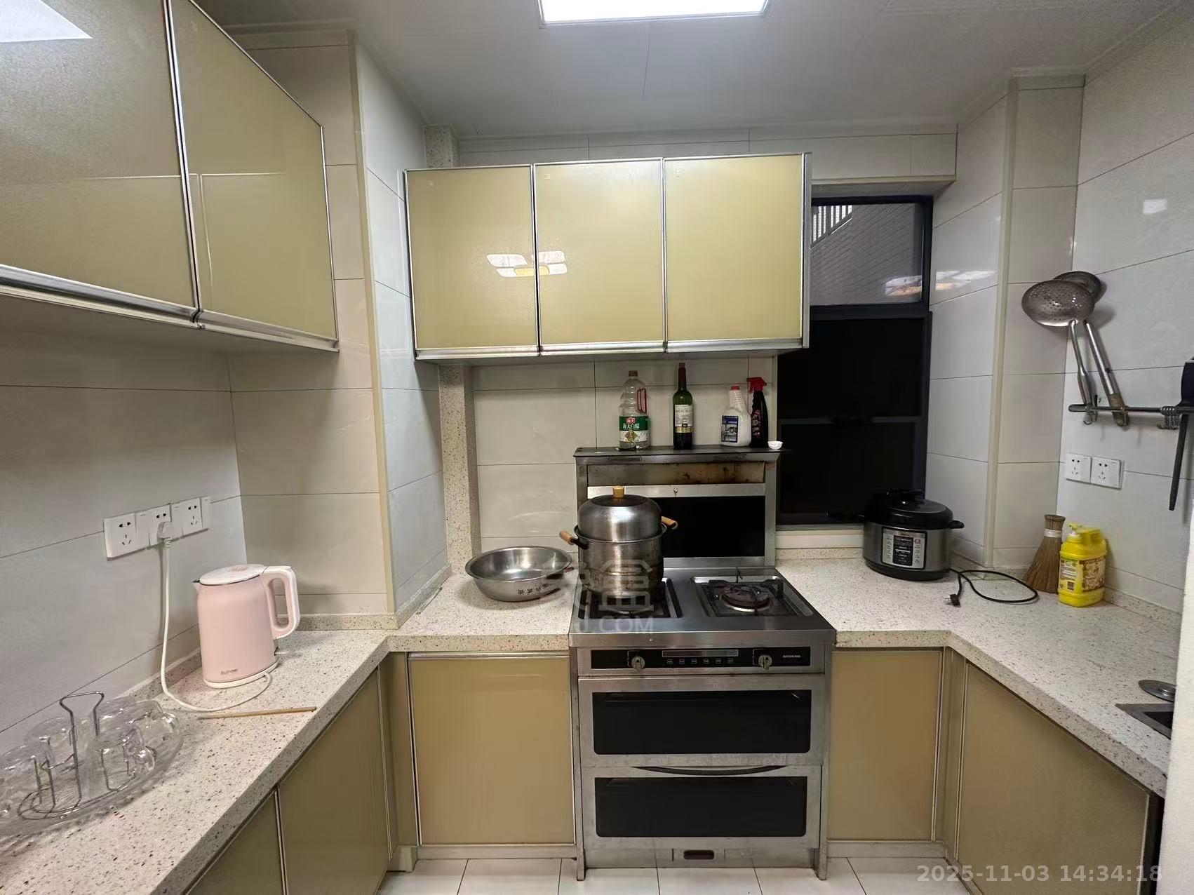 春藤小镇  3室2厅1卫    1800.0元/月室内图