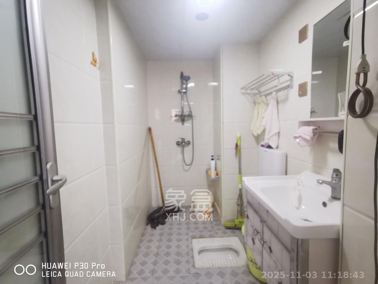 鑫远和城（一、二期）  1室1厅1卫    1200.0元/月室内图