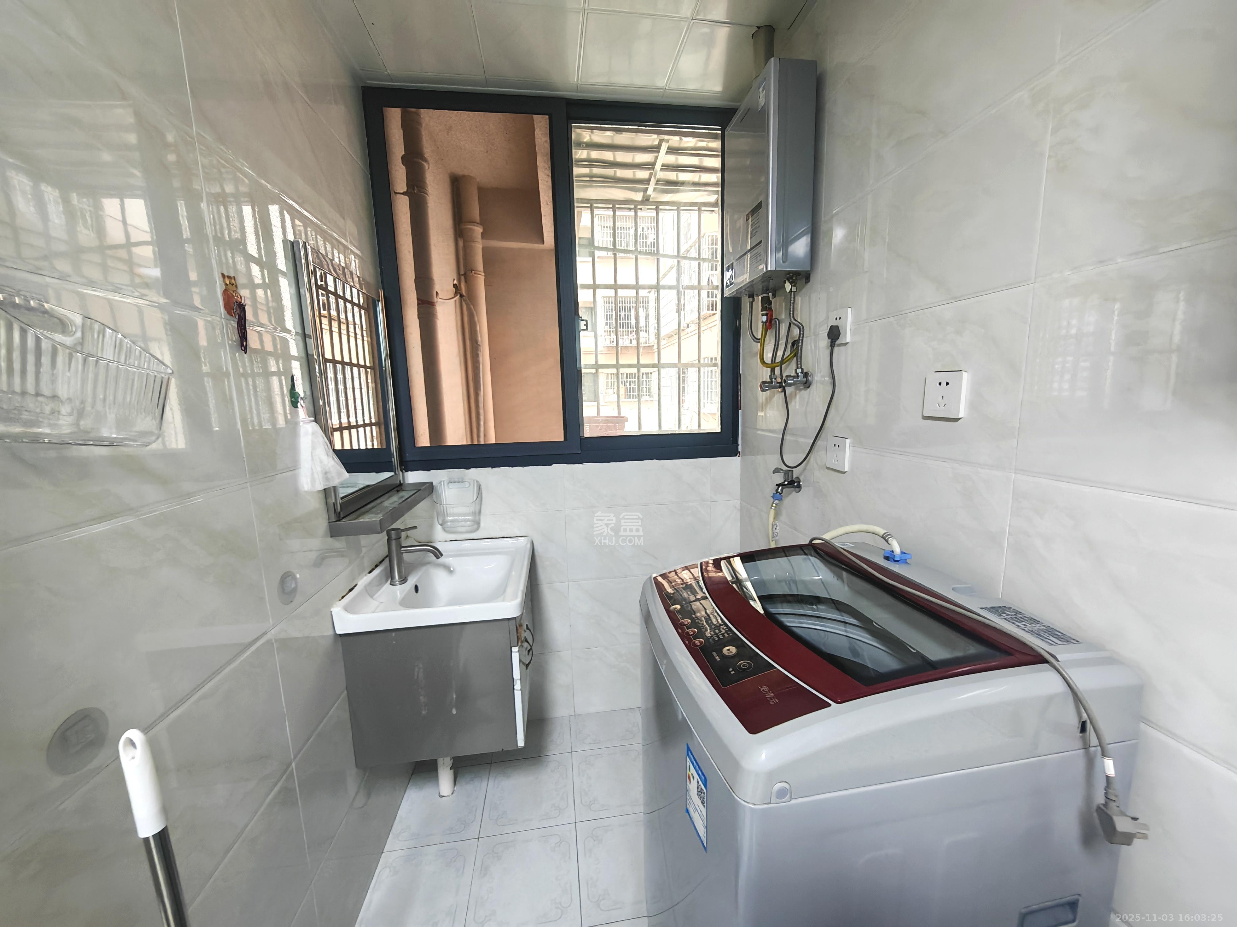 嘉顺苑  1室1厅1卫    1500.0元/月室内图