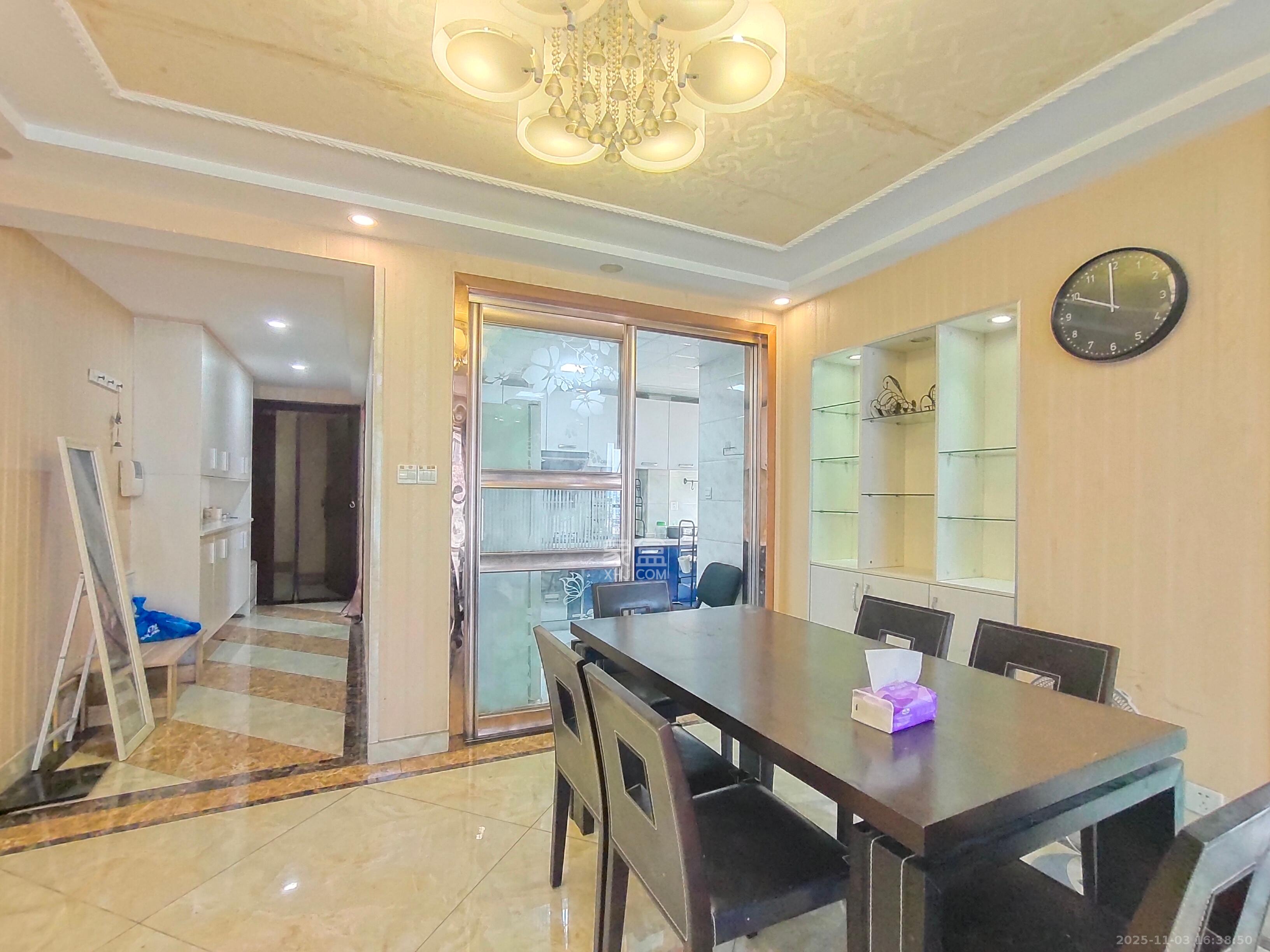 融科东南海  3室2厅1卫    2500.0元/月室内图