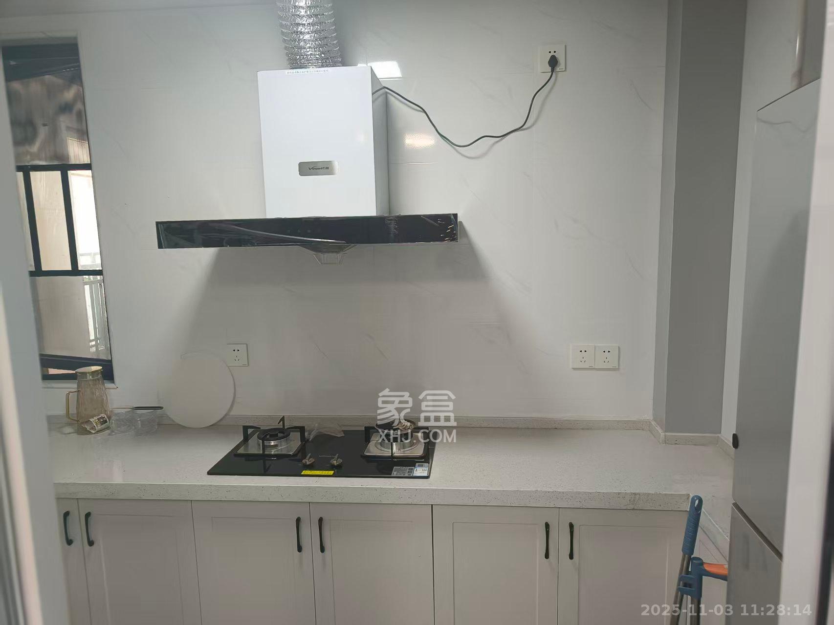 五矿万境蓝山 3室2厅1卫 2200.0元/月 五矿万境蓝山 3室2厅1卫 2200.0元/月室内图