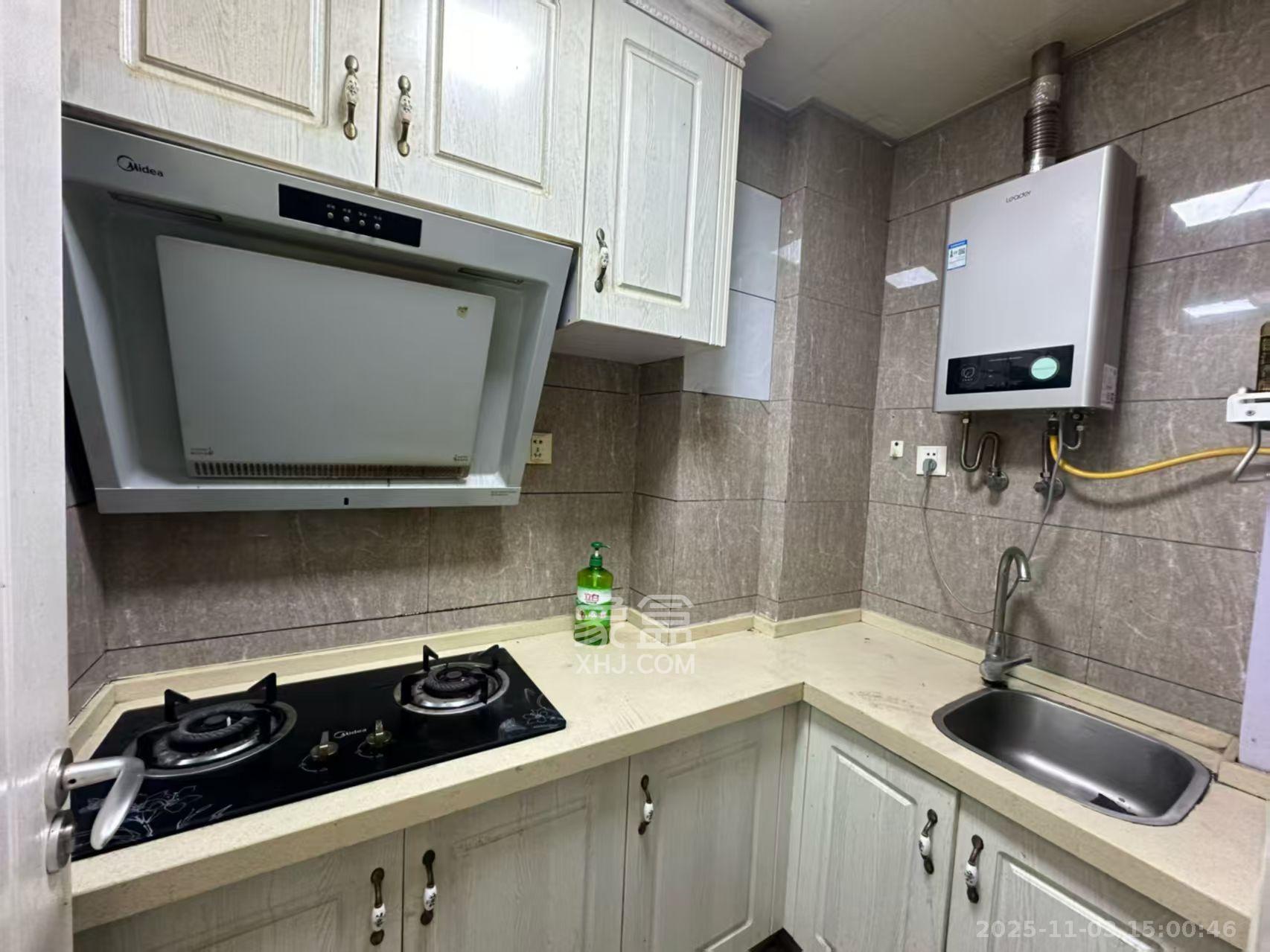 蓝湾国际广场  2室1厅1卫    2500.0元/月室内图