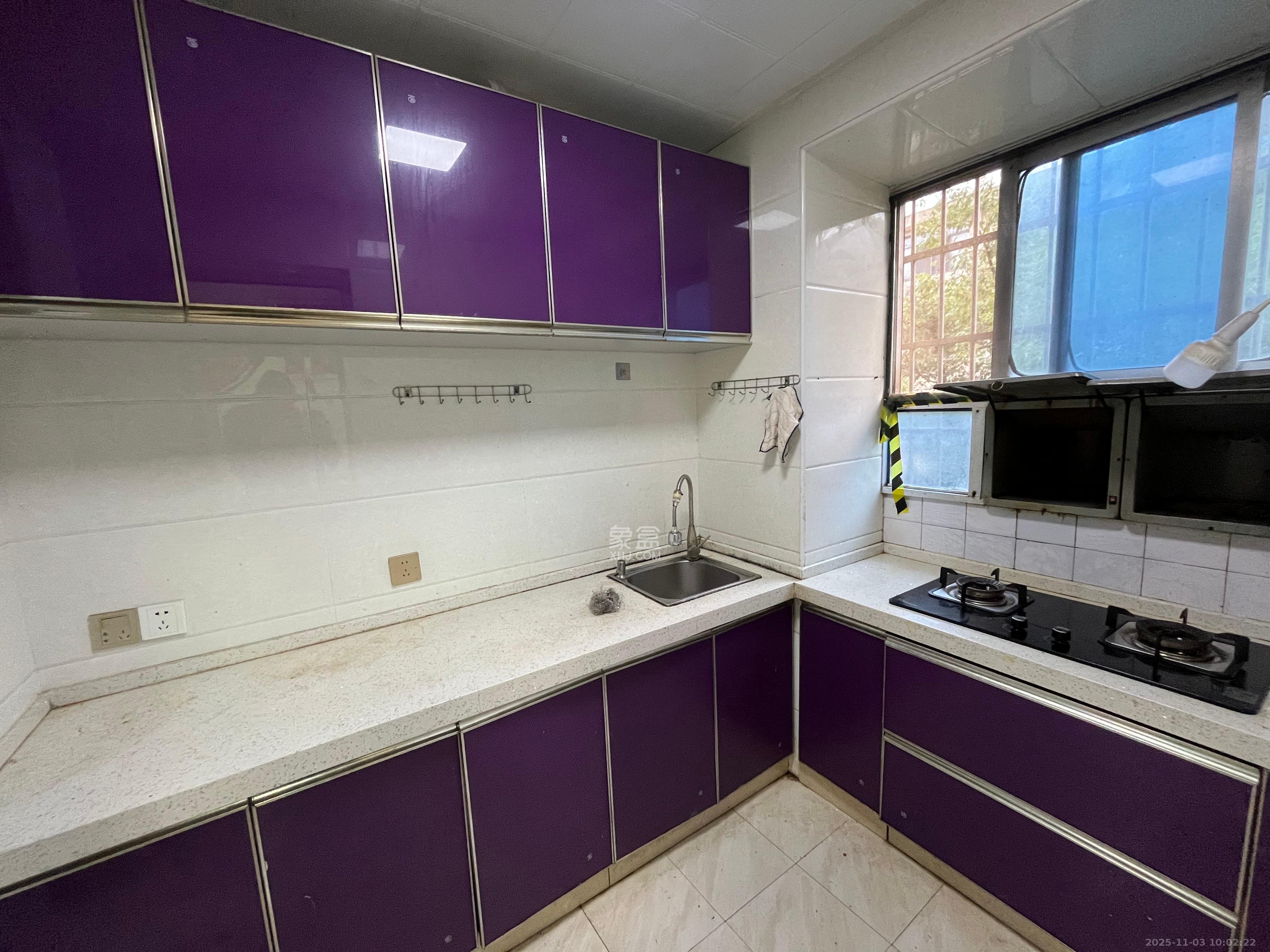 邮电新村  3室1厅1卫    1600.0元/月室内图