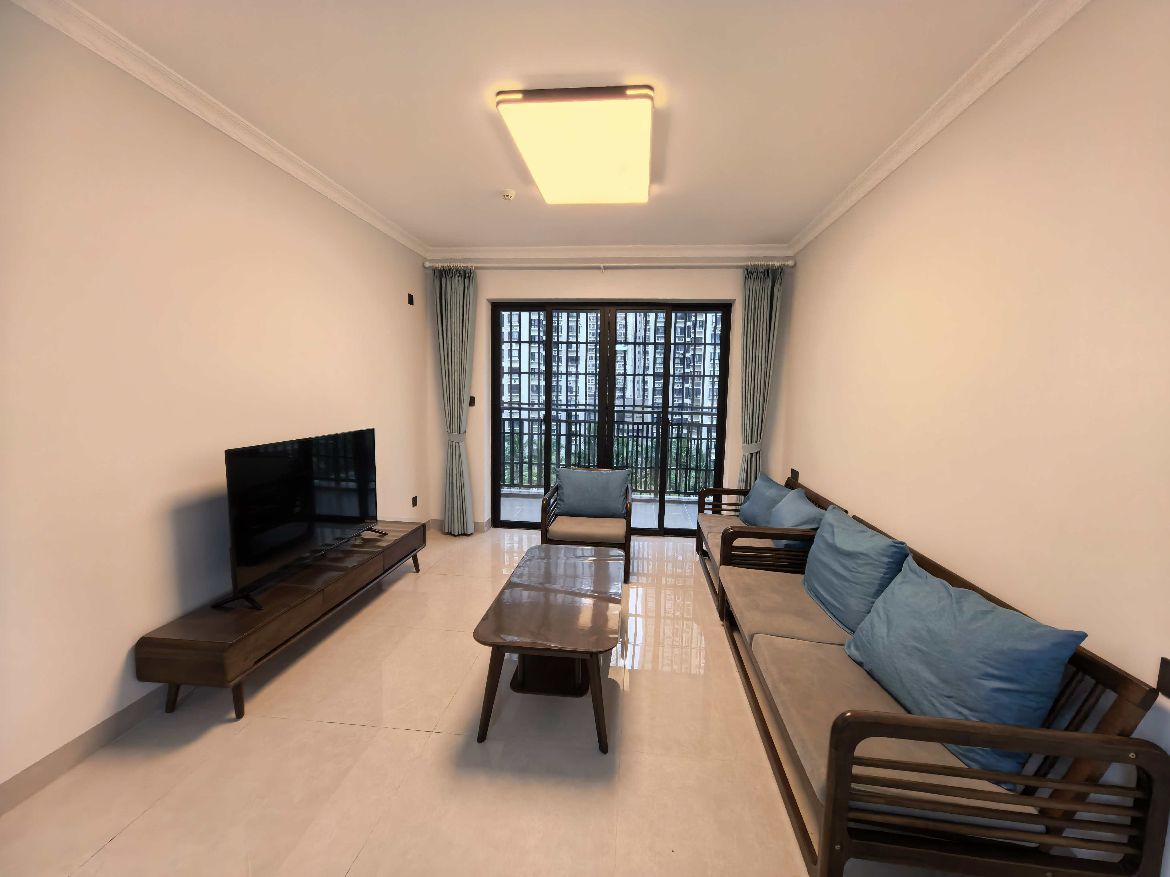 盛达景都三期 3室2厅1卫 3600.0元/月 盛达景都三期 3室2厅1卫 3600.0元/月室内图