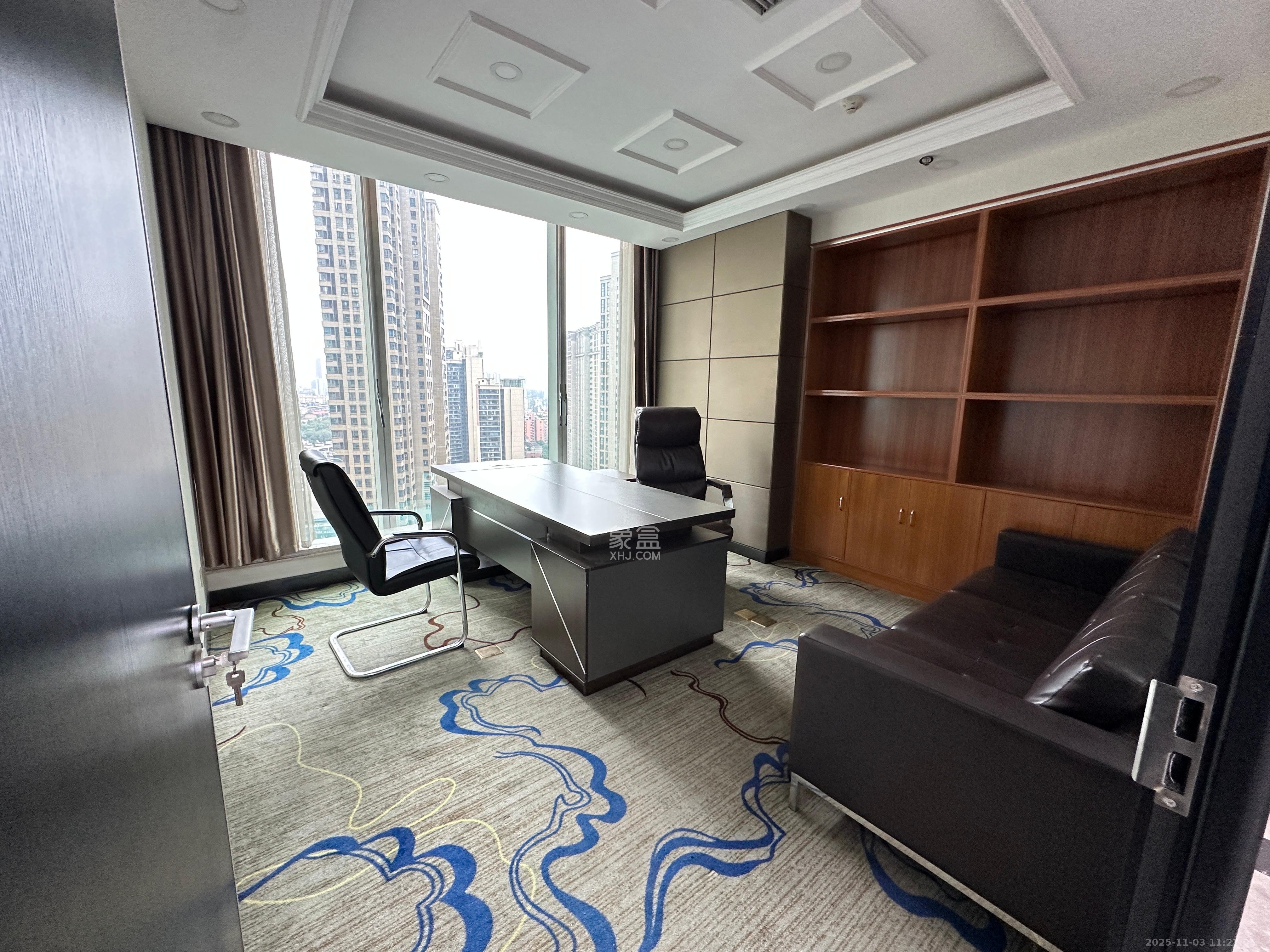 保利国际广场   80.67㎡      8000.0元/月室内图