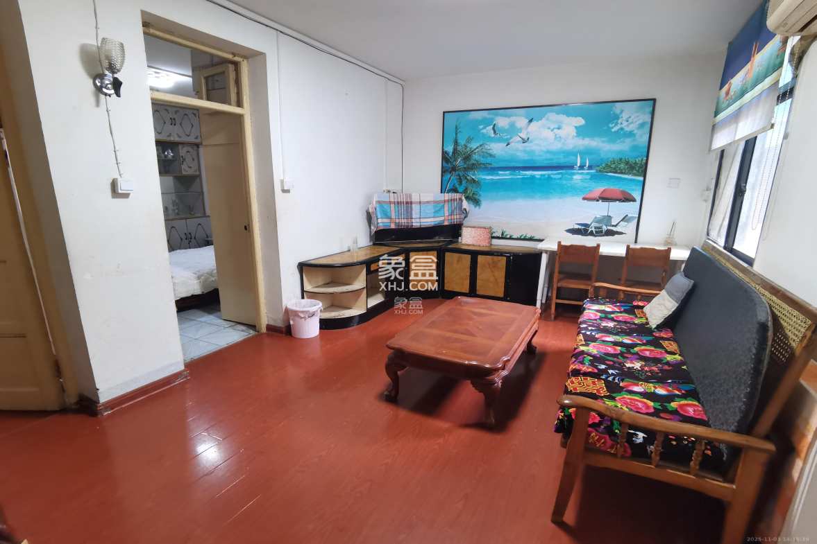 牛婆塘社区 2室1厅1卫 1400.0元/月 牛婆塘社区 2室1厅1卫 1400.0元/月室内图