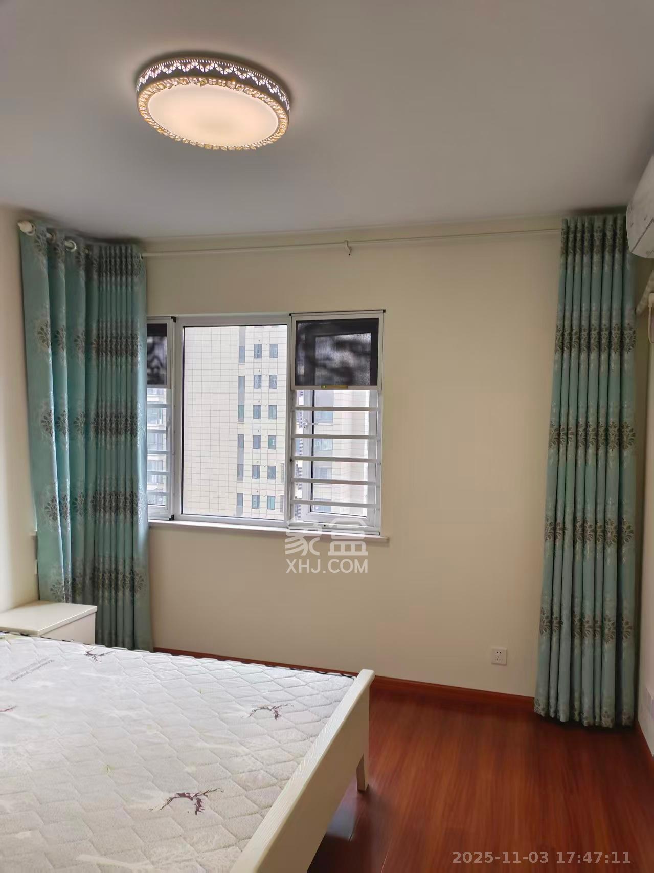 保利香槟国际 4室2厅2卫 2300.0元/月 保利香槟国际 4室2厅2卫 2300.0元/月室内图