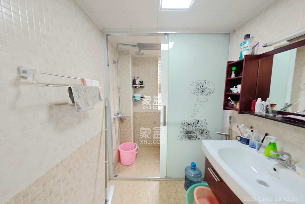 佳天瑞宁花园 3室2厅2卫 140.0万 佳天瑞宁花园 3室2厅2卫 140.0万其他