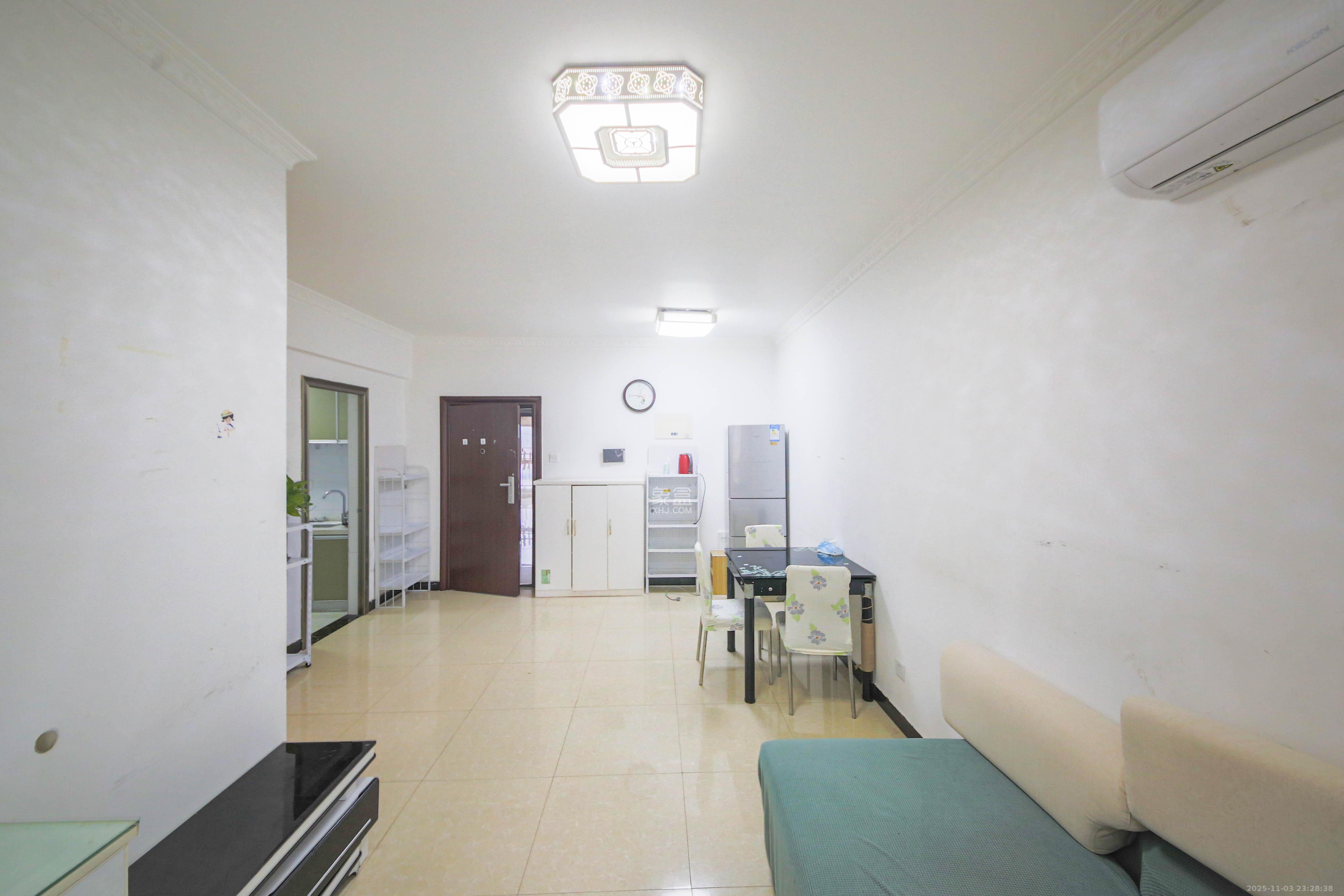 长城雅苑  1室1厅1卫    55.0万室内图1