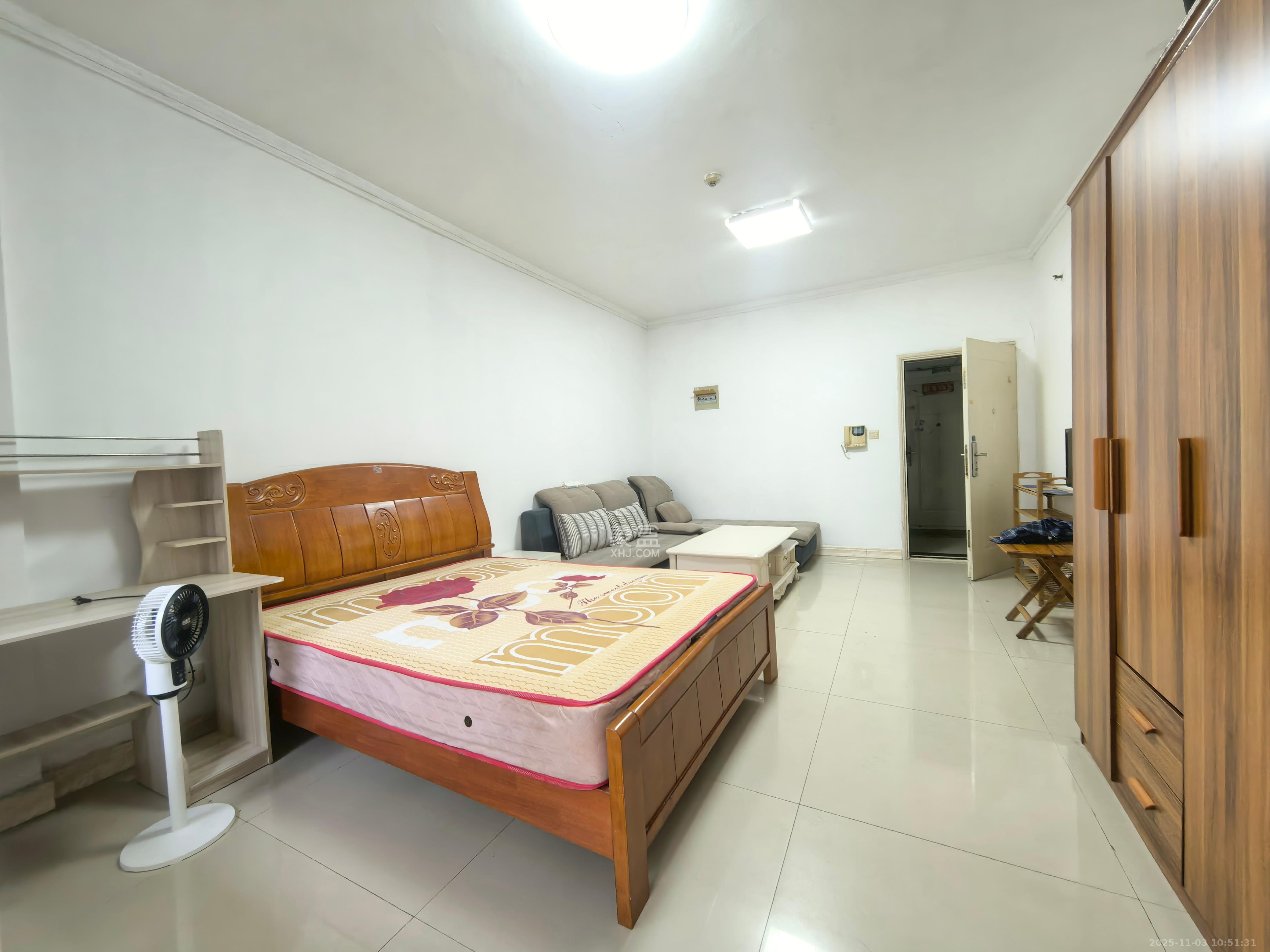 满庭芳小区  1室1厅1卫    1500.0元/月室内图