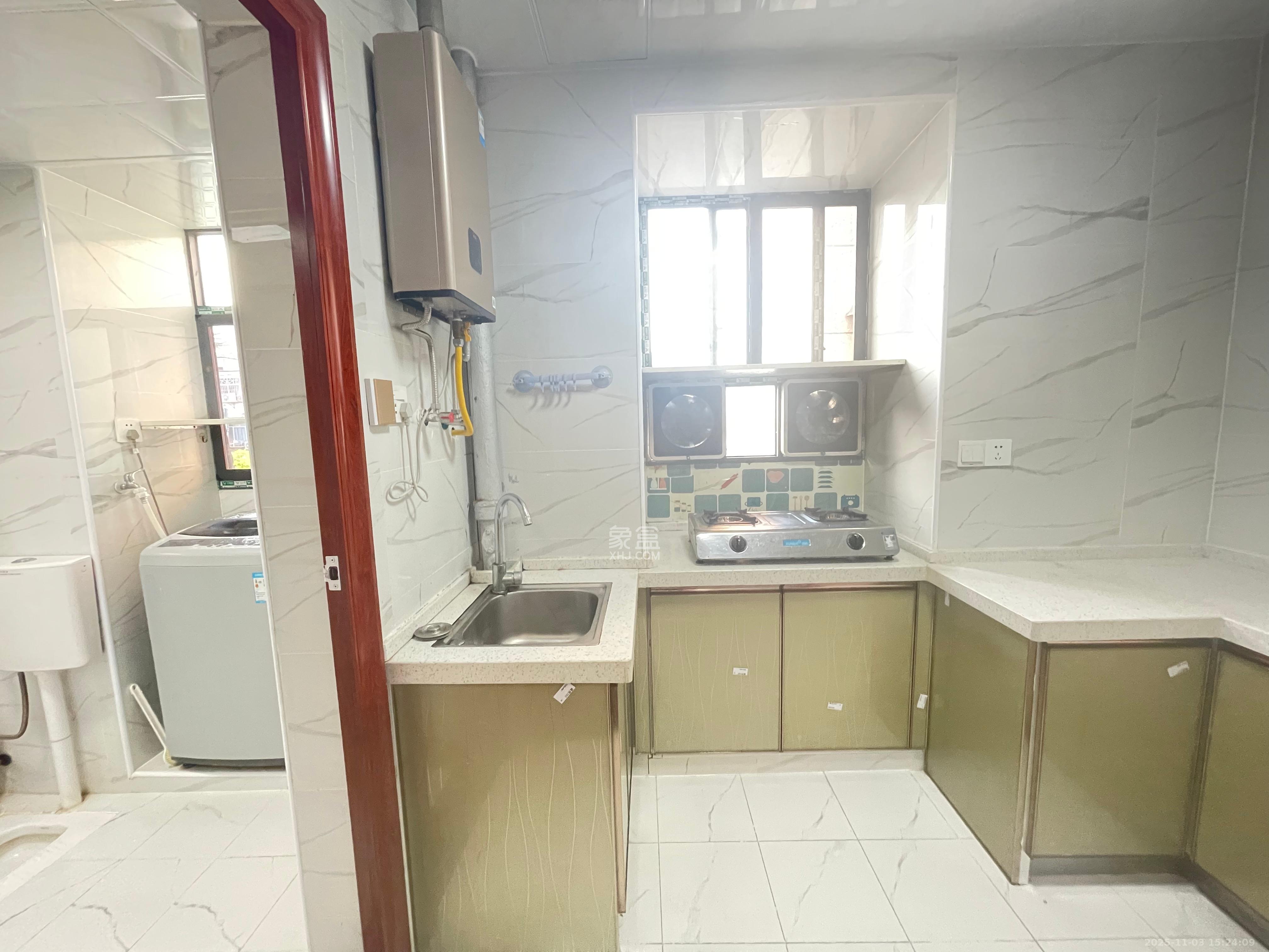 涂家冲社区(涂新小区、农商银行宿舍) 2室2厅1卫 2000.0元/月 涂家冲社区(涂新小区、农商银行宿舍) 2室2厅1卫 2000.0元/月室内图