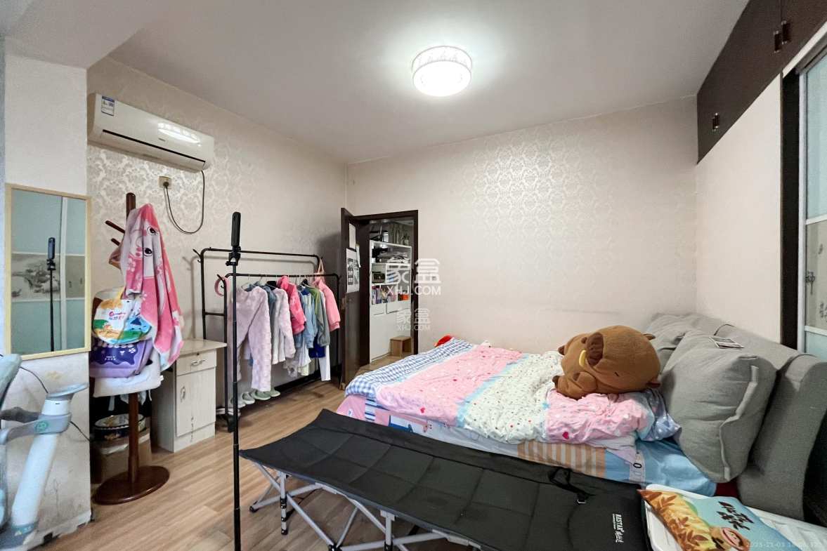 望麓锦园 1室2厅1卫 88.0万 望麓锦园 1室2厅1卫 88.0万其他