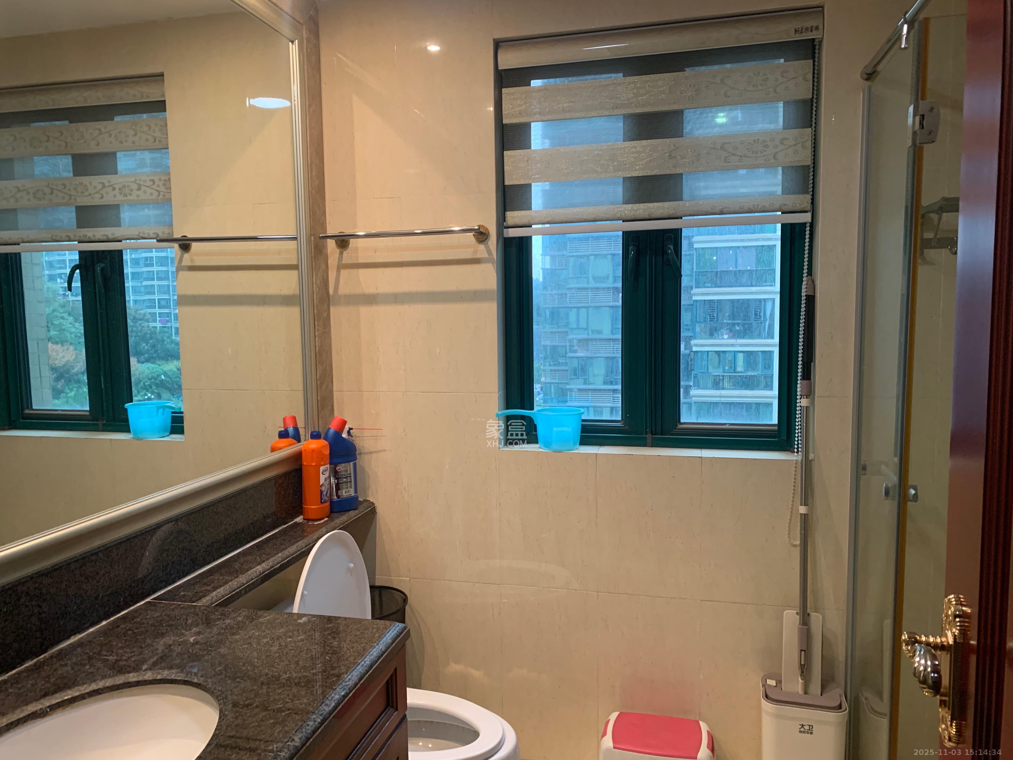 恒大华府 3室2厅2卫 3500.0元/月 恒大华府 3室2厅2卫 3500.0元/月室内图