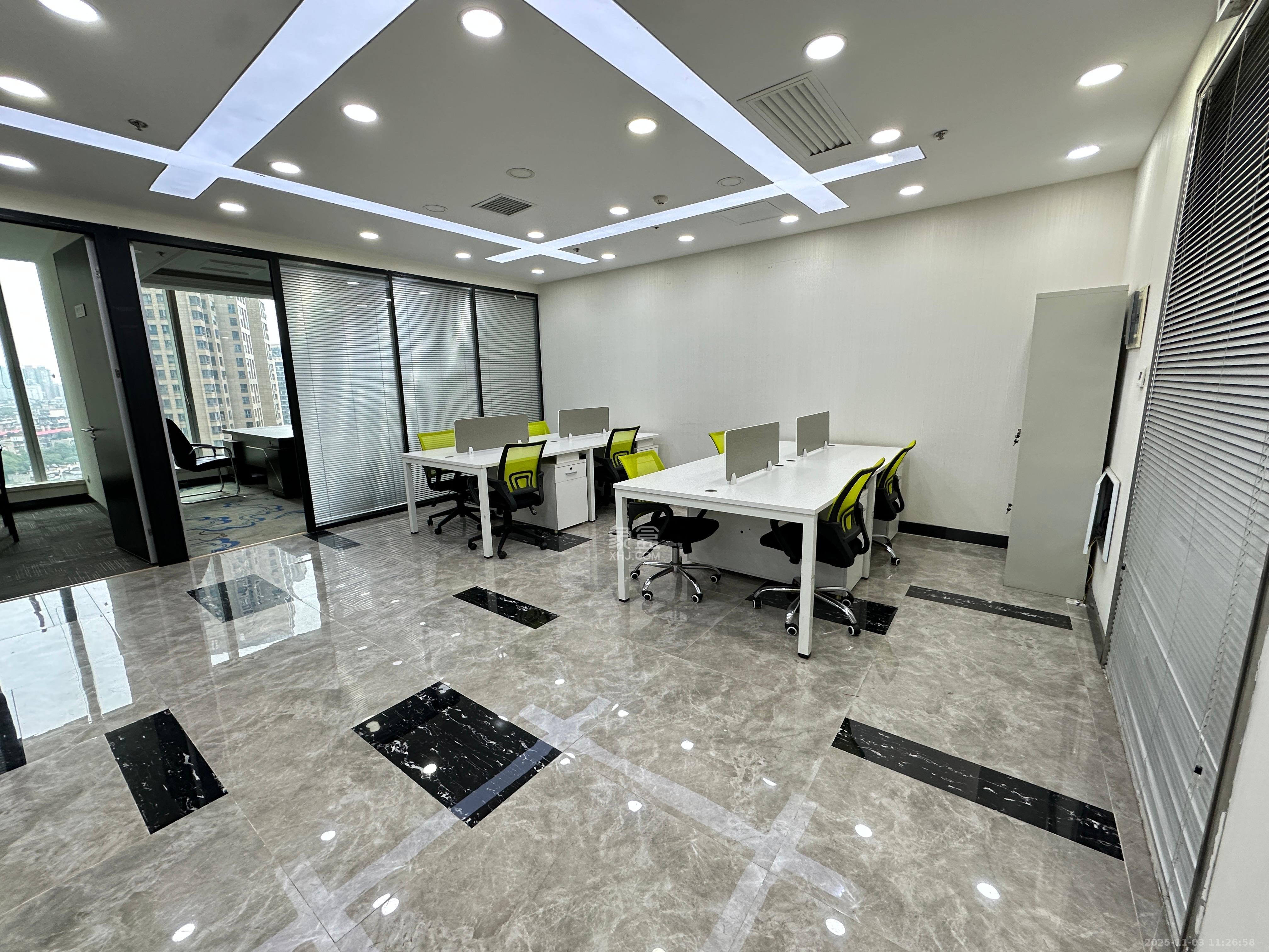 保利国际广场   80.67㎡      8000.0元/月室内图