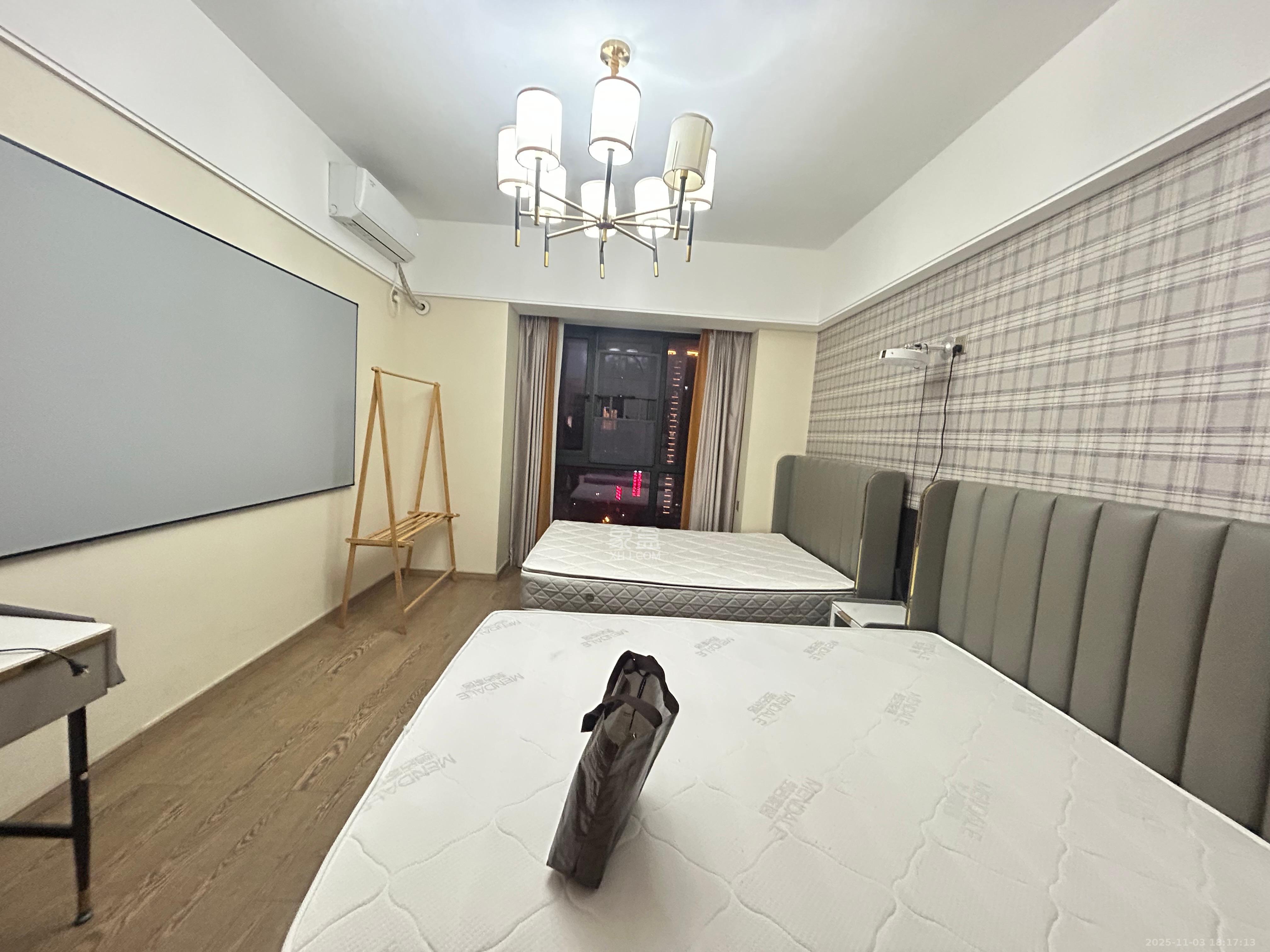 长沙檀府  1室0厅0卫    2000.0元/月室内图