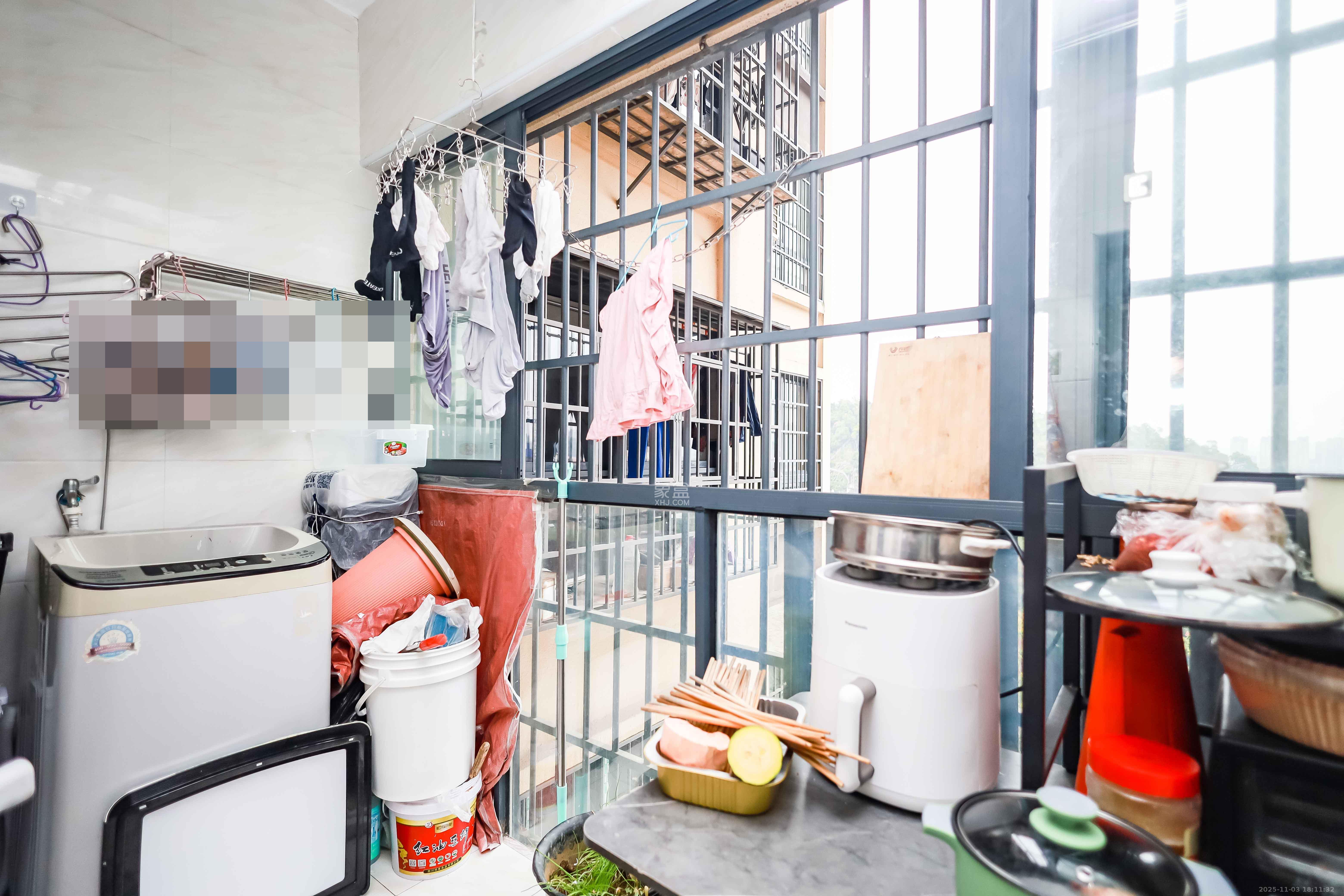 天麓尚层  1室2厅1卫    68.0万 天麓尚层  1室2厅1卫    68.0万阳台