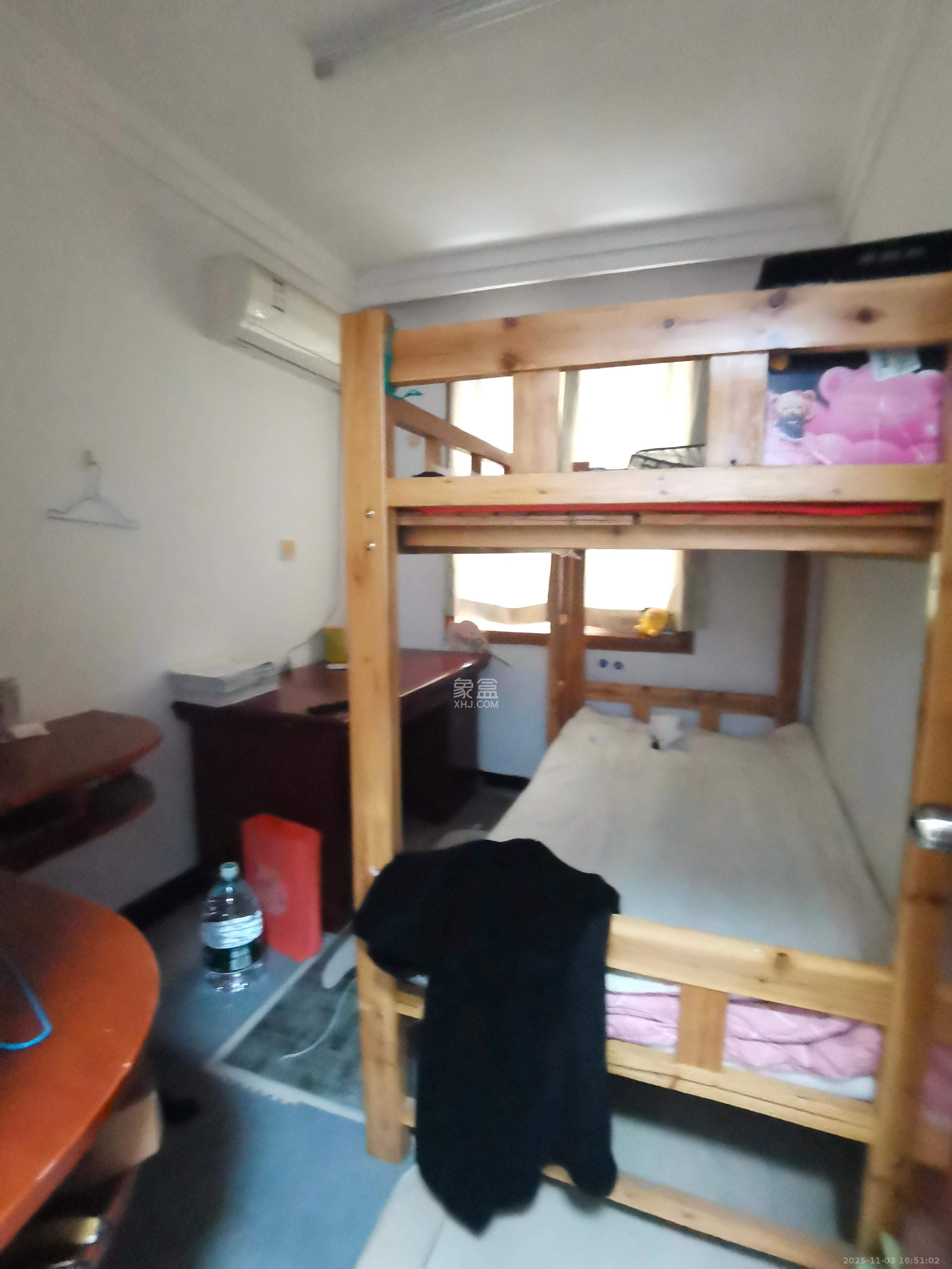 海东青大厦  1室2厅1卫    3200.0元/月室内图