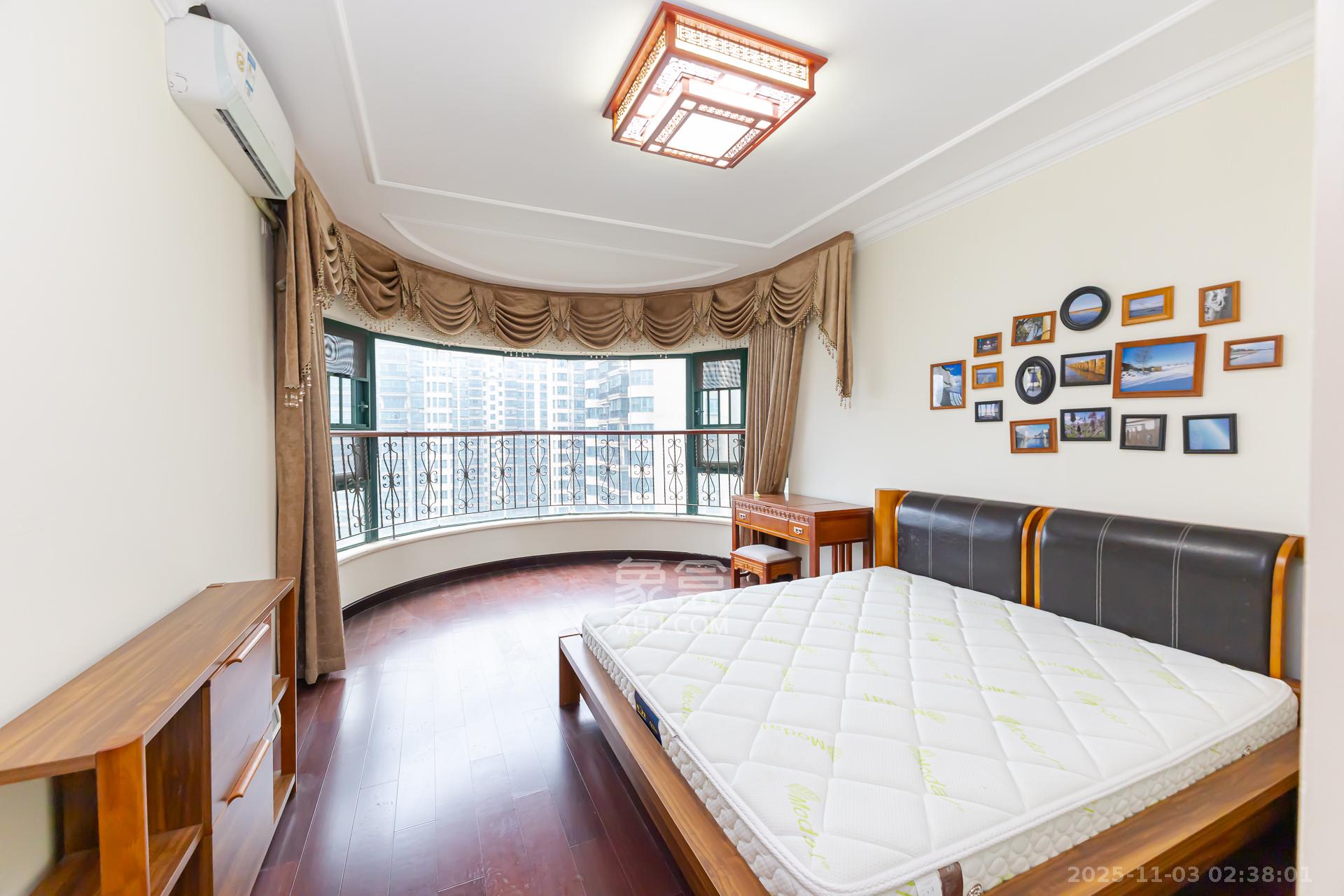 恒大名都  4室2厅2卫    79.8万 恒大名都  4室2厅2卫    79.8万卧室