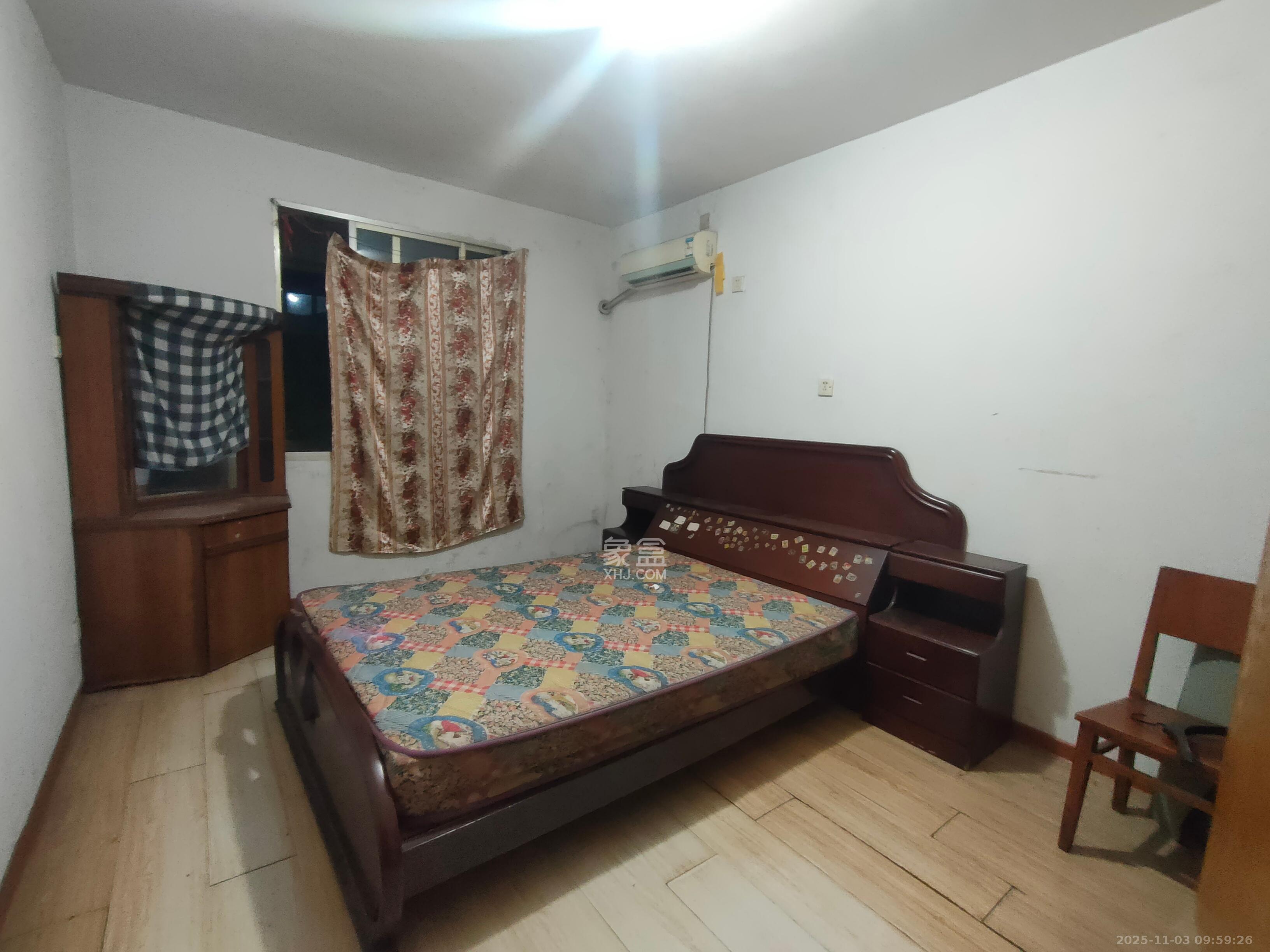 桔园小区1-8片  2室1厅1卫    1200.0元/月