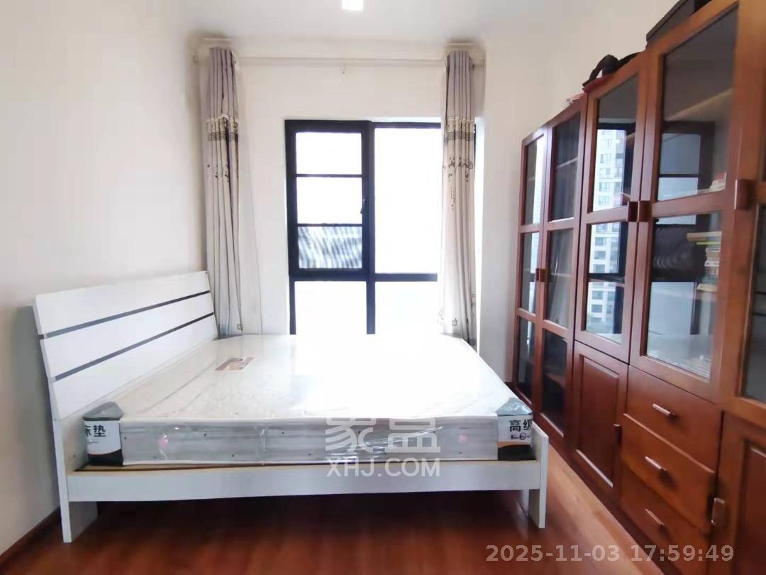 达美D6区 4室2厅2卫 3300.0元/月 达美D6区 4室2厅2卫 3300.0元/月室内图