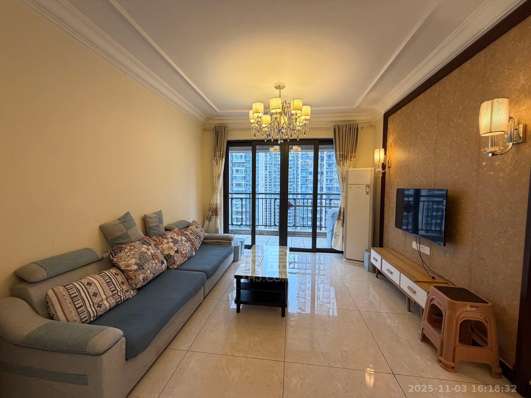 恒大华府 3室2厅1卫 2000.0元/月 恒大华府 3室2厅1卫 2000.0元/月室内图