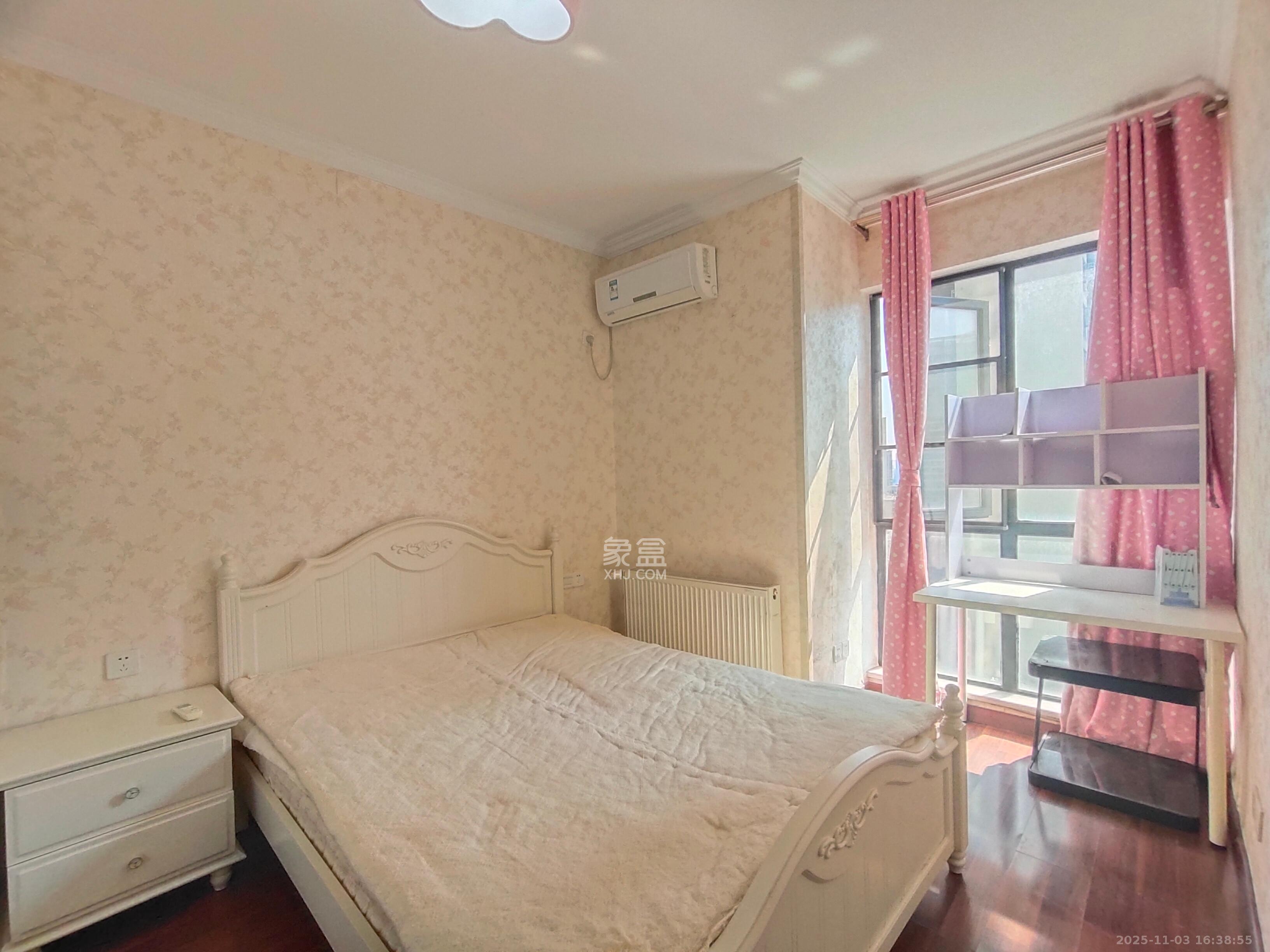 融科东南海  3室2厅1卫    2500.0元/月室内图