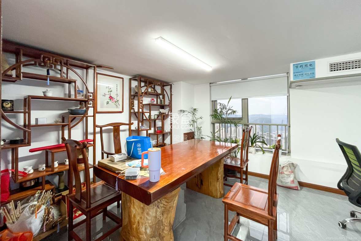 梅溪湖金茂湾 3室2厅1卫 101.0万 梅溪湖金茂湾 3室2厅1卫 101.0万其他