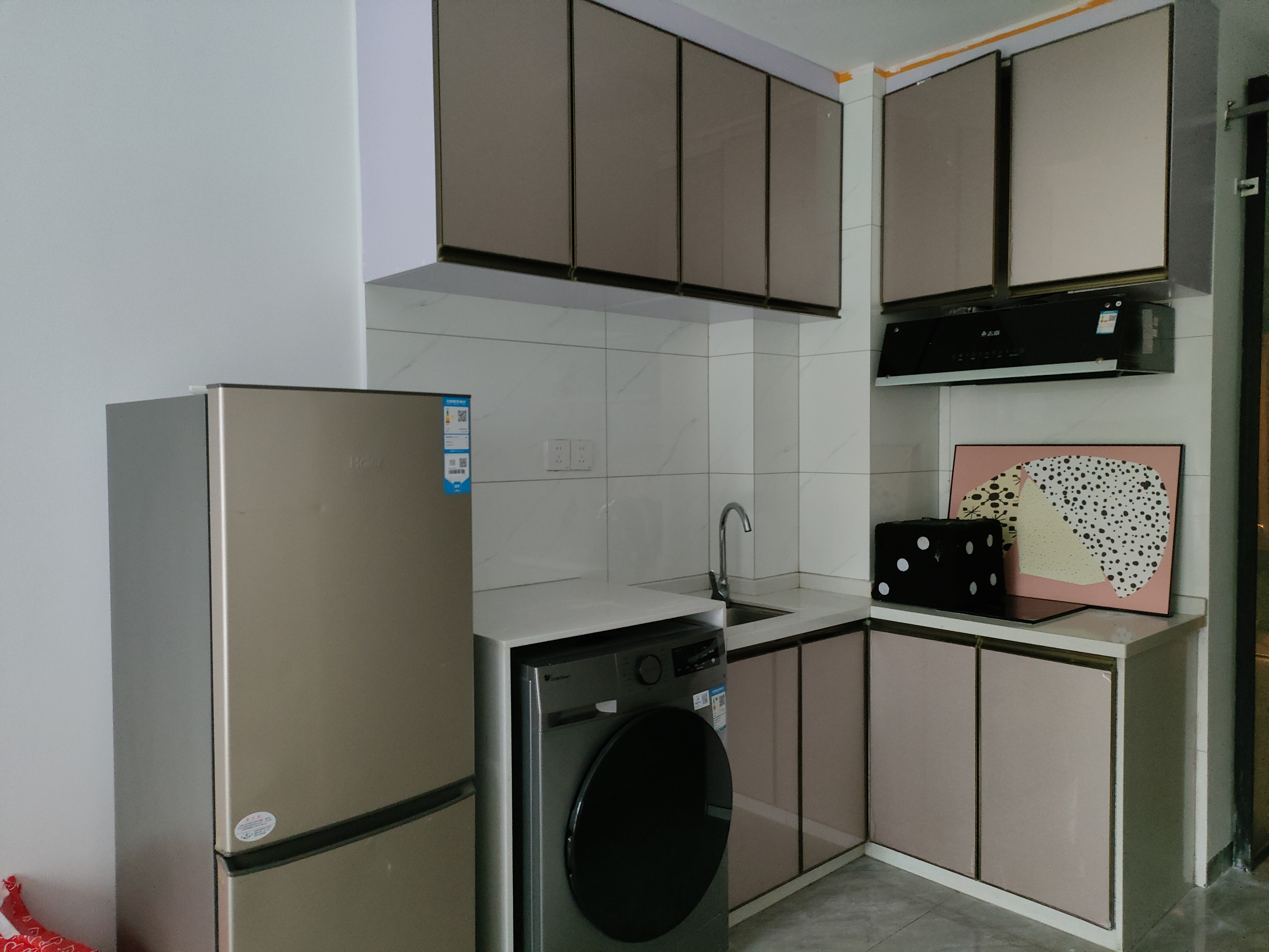 龙湖光年  1室1厅1卫    1800.0元/月室内图