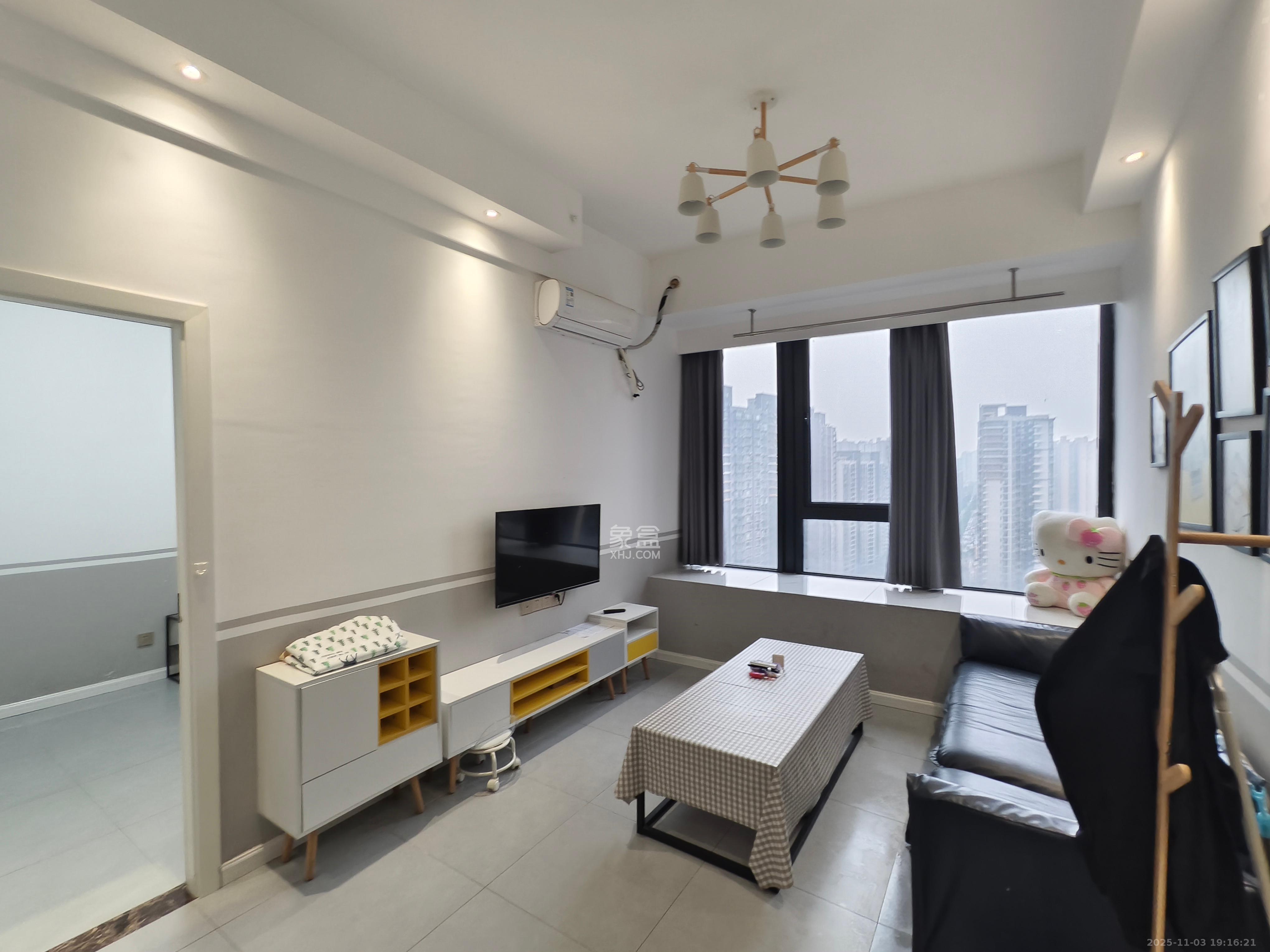 中建悦和城  1室1厅1卫    1800.0元/月