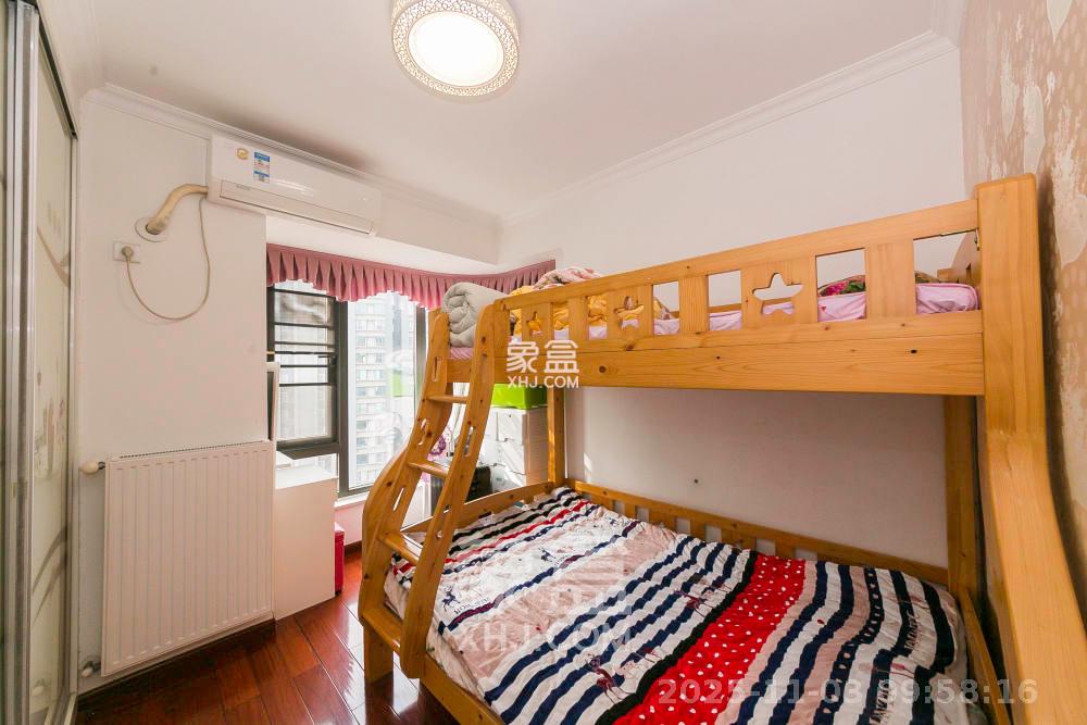 湘江雅颂居  3室2厅1卫    2500.0元/月室内图