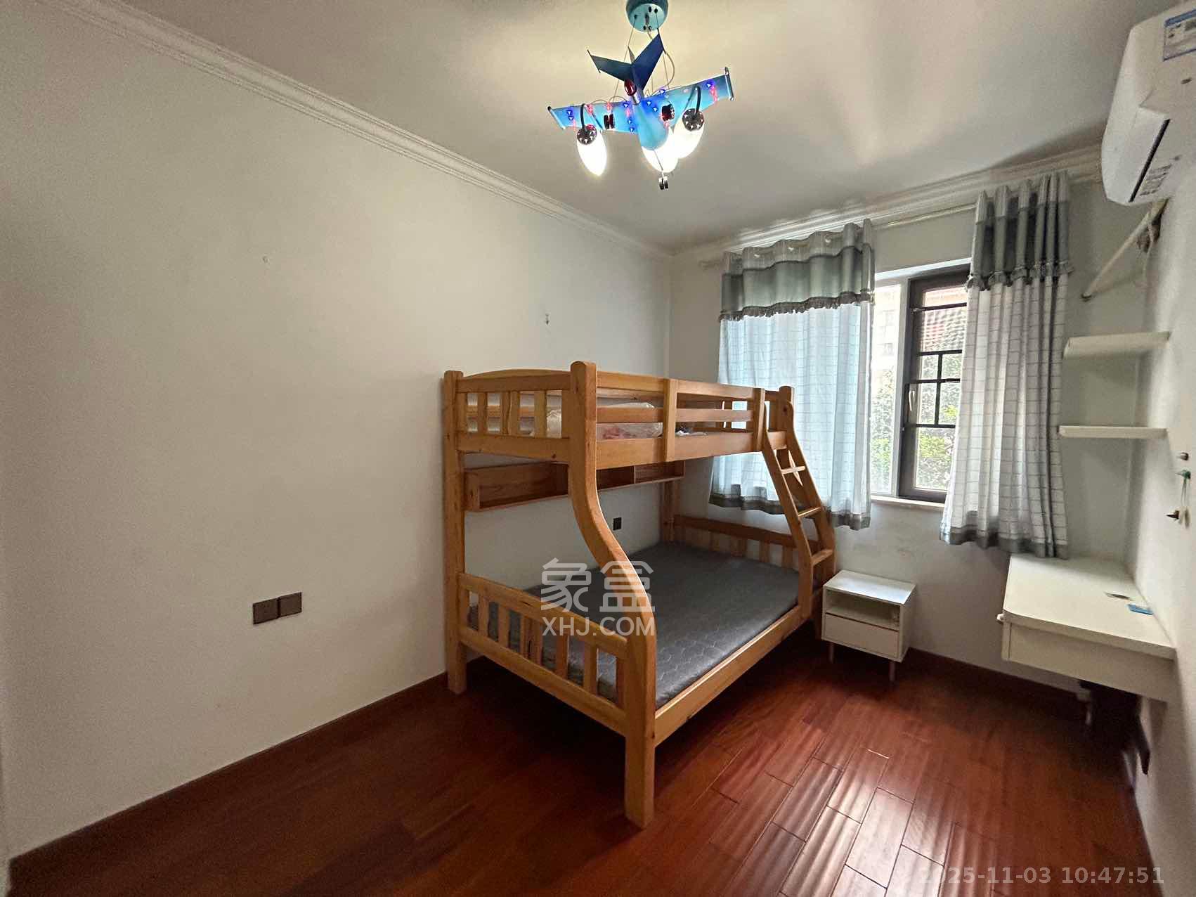 怡海星城  2室2厅1卫    1600.0元/月室内图