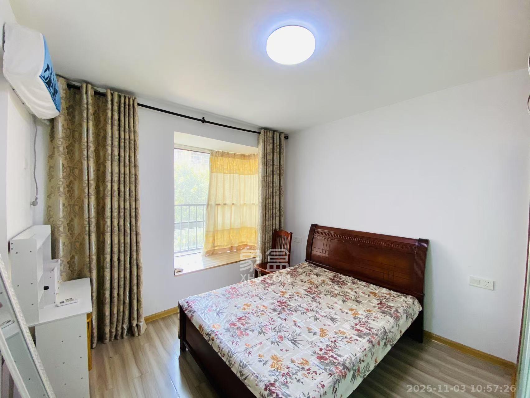 金碧文华  2室1厅1卫    2000.0元/月 金碧文华  2室1厅1卫    2000.0元/月室内图