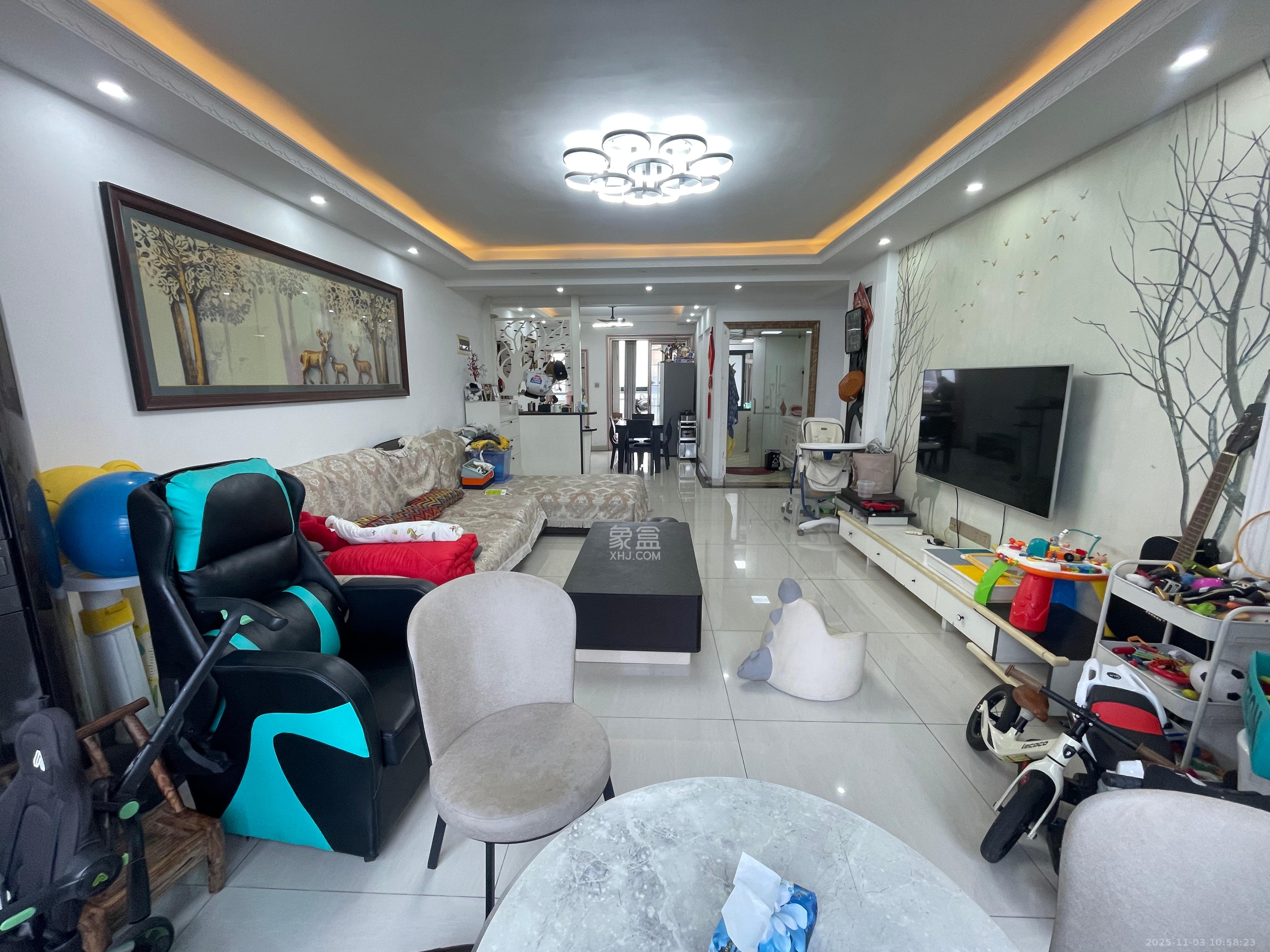 麓景裕园  2室2厅1卫    2500.0元/月室内图